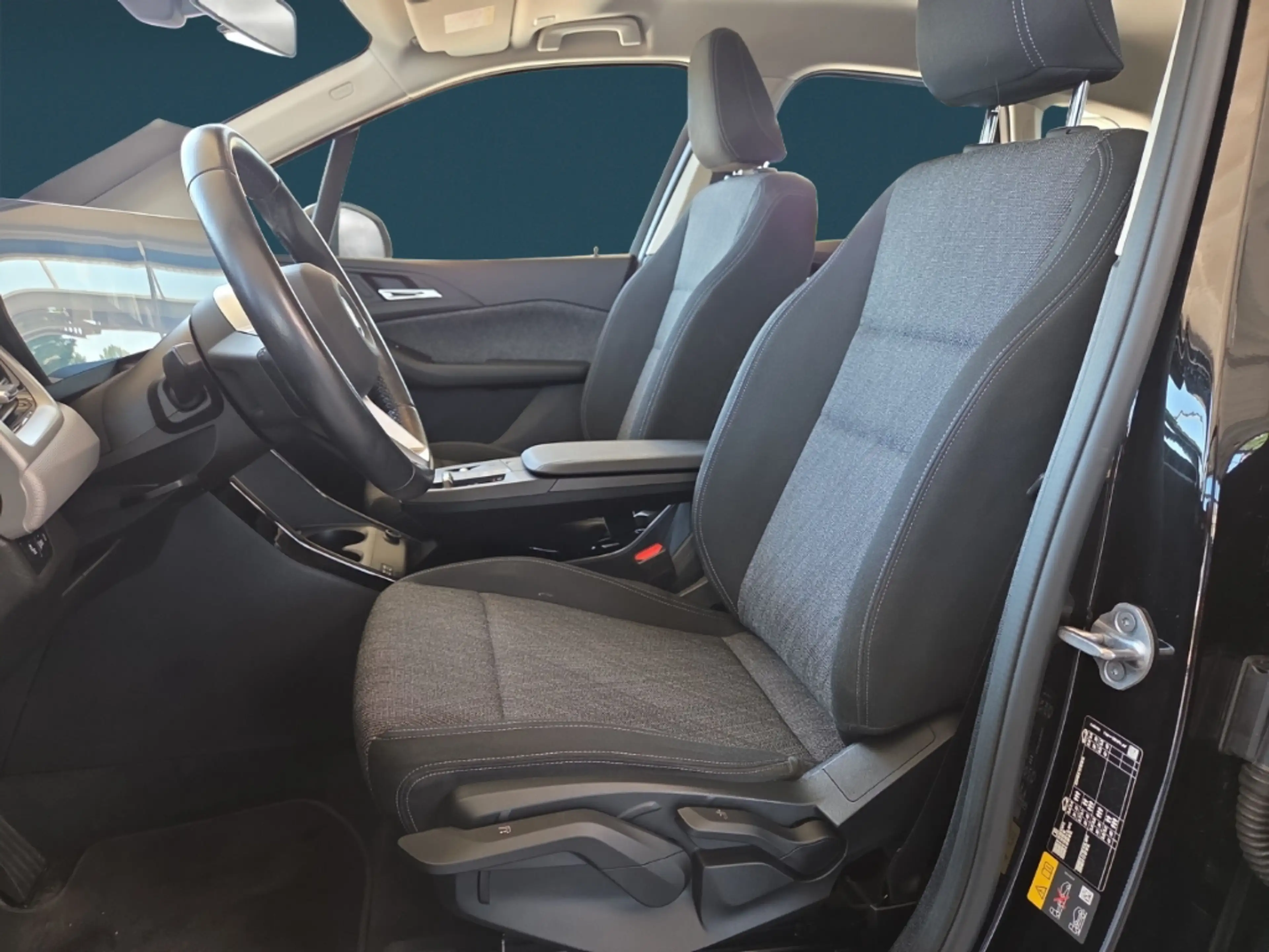 BMW 225 Active Tourer e 225e xDrive Park-Assistent AHK-el. — photo 12