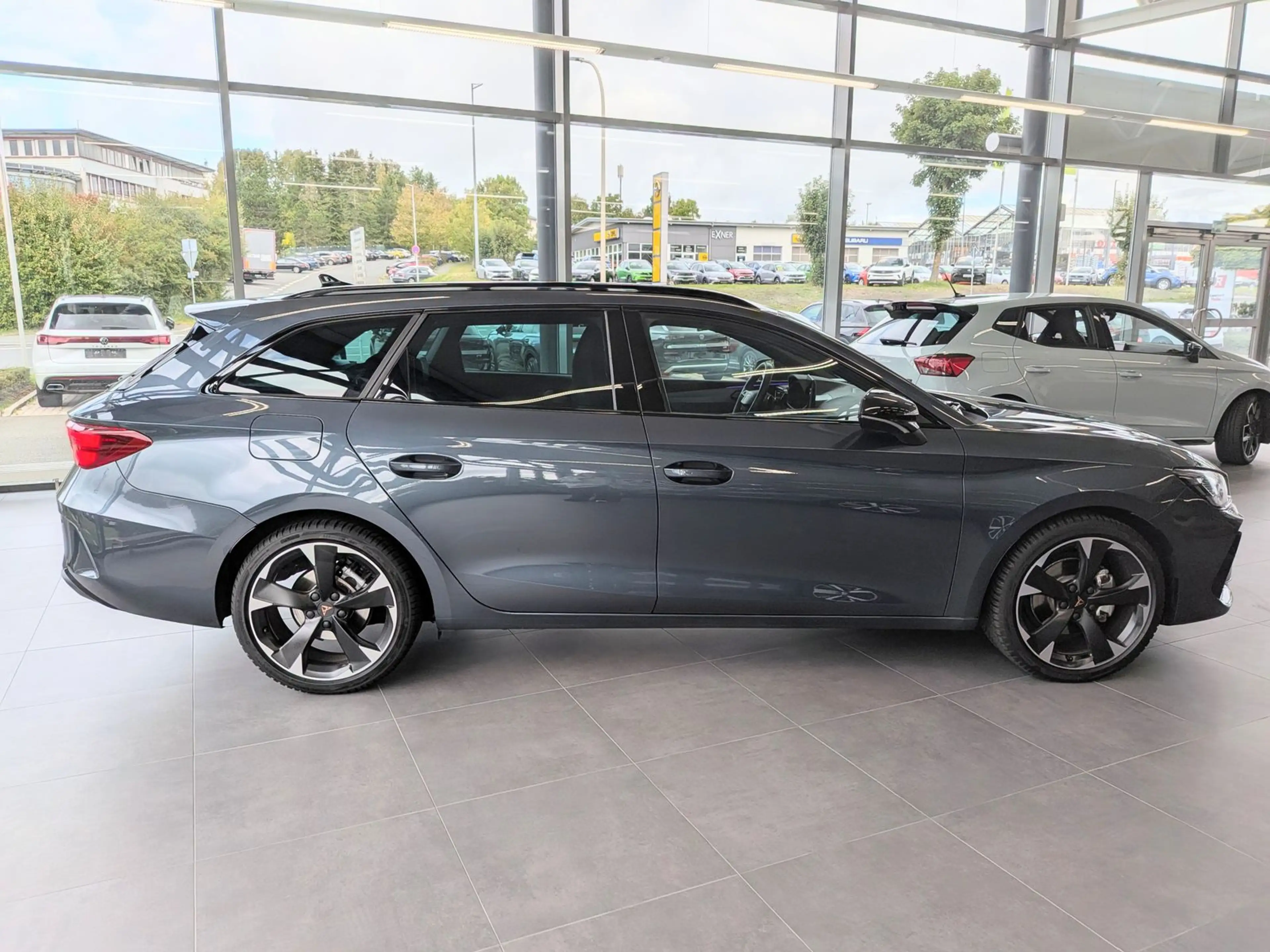 CUPRA Leon 1.5 eTSI DSG DYNAMIC-EDGE-PAKET CAM AHK 18" — photo 9