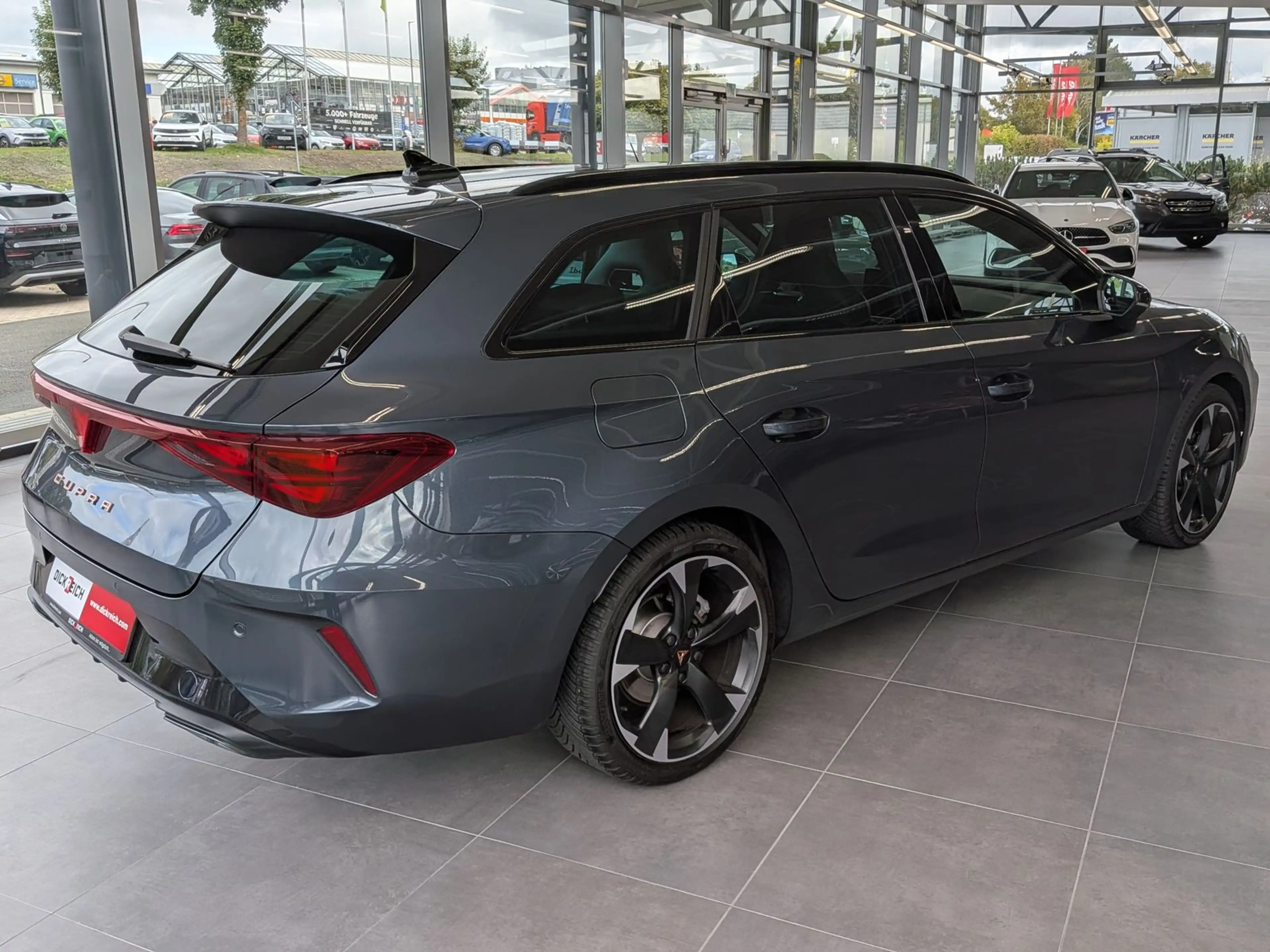 CUPRA Leon 1.5 eTSI DSG DYNAMIC-EDGE-PAKET CAM AHK 18" — photo 8