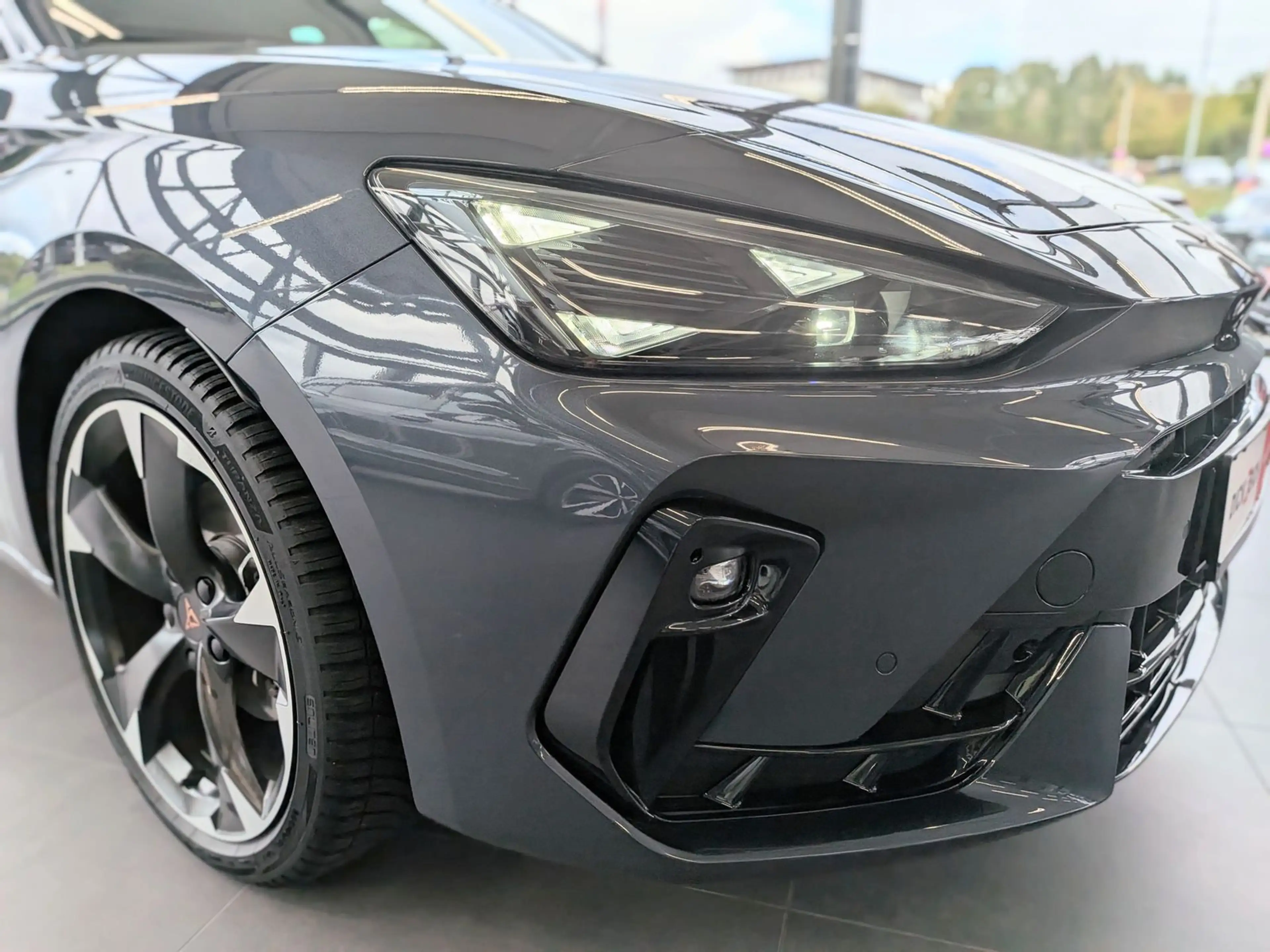 CUPRA Leon 1.5 eTSI DSG DYNAMIC-EDGE-PAKET CAM AHK 18" — photo 10