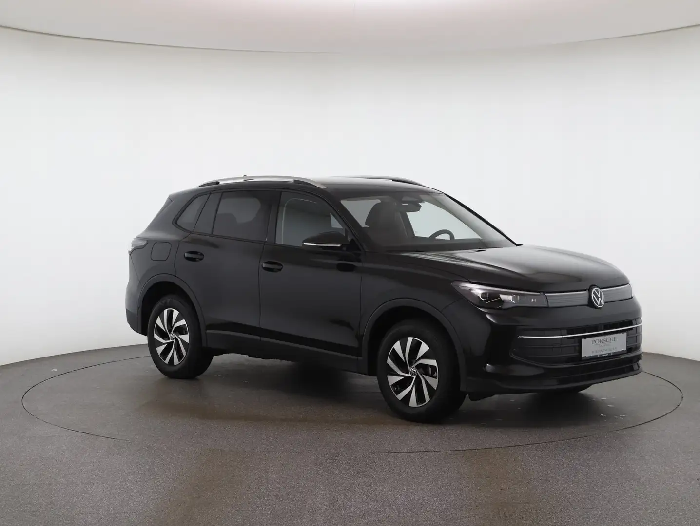 Volkswagen Tiguan Friends TDI 4MOTION DSG Schwarz - 2