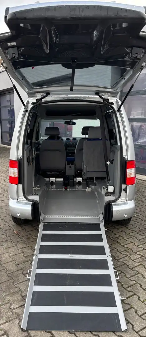 Volkswagen Caddy Life Behindertengerecht Seilwinde Rollstuhlrampe Silber - 2