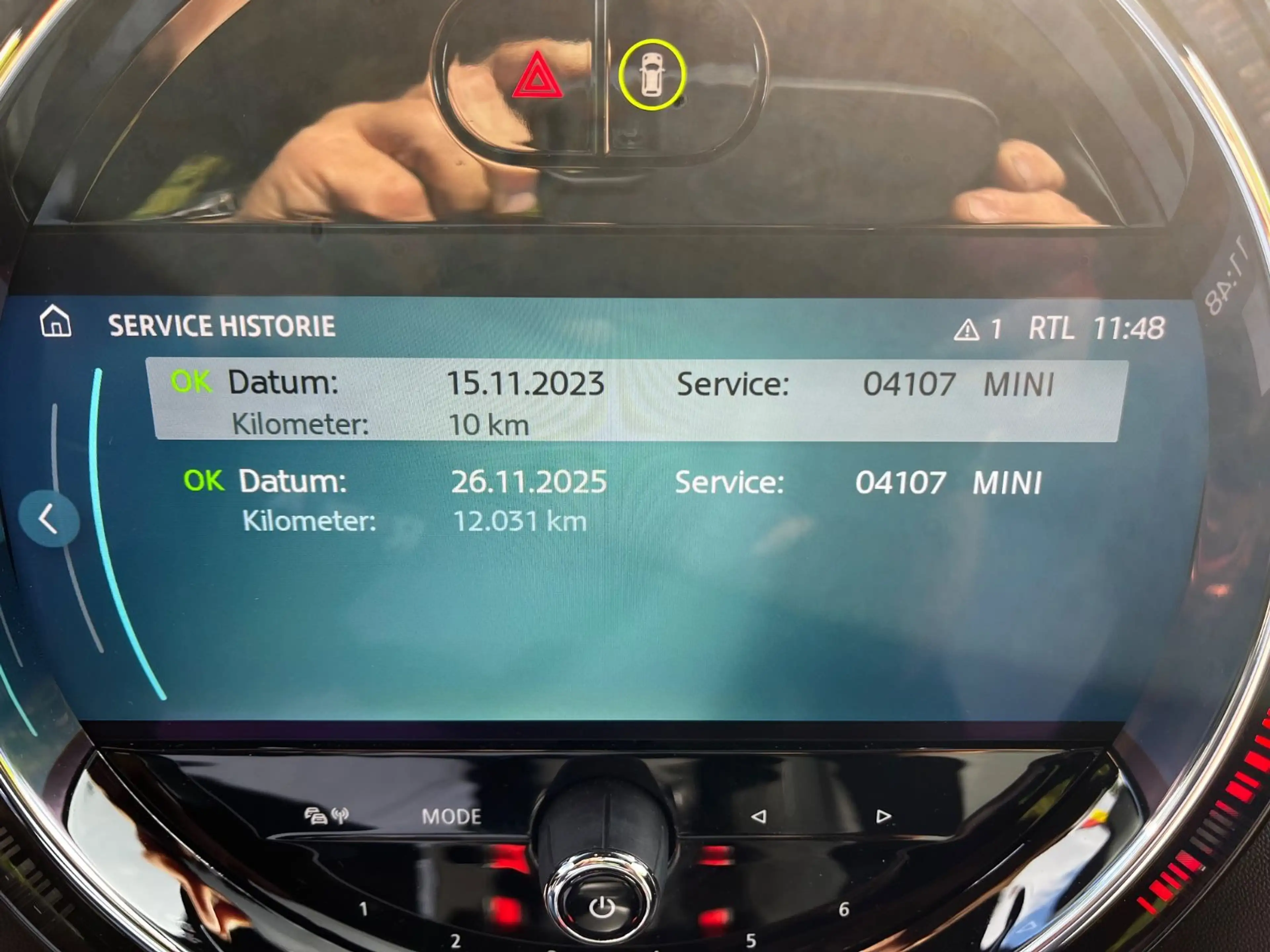 MINI Cooper SE Cooper Leder Pano HUD Navi LED KAM H/K 17 1. Hd — photo 18
