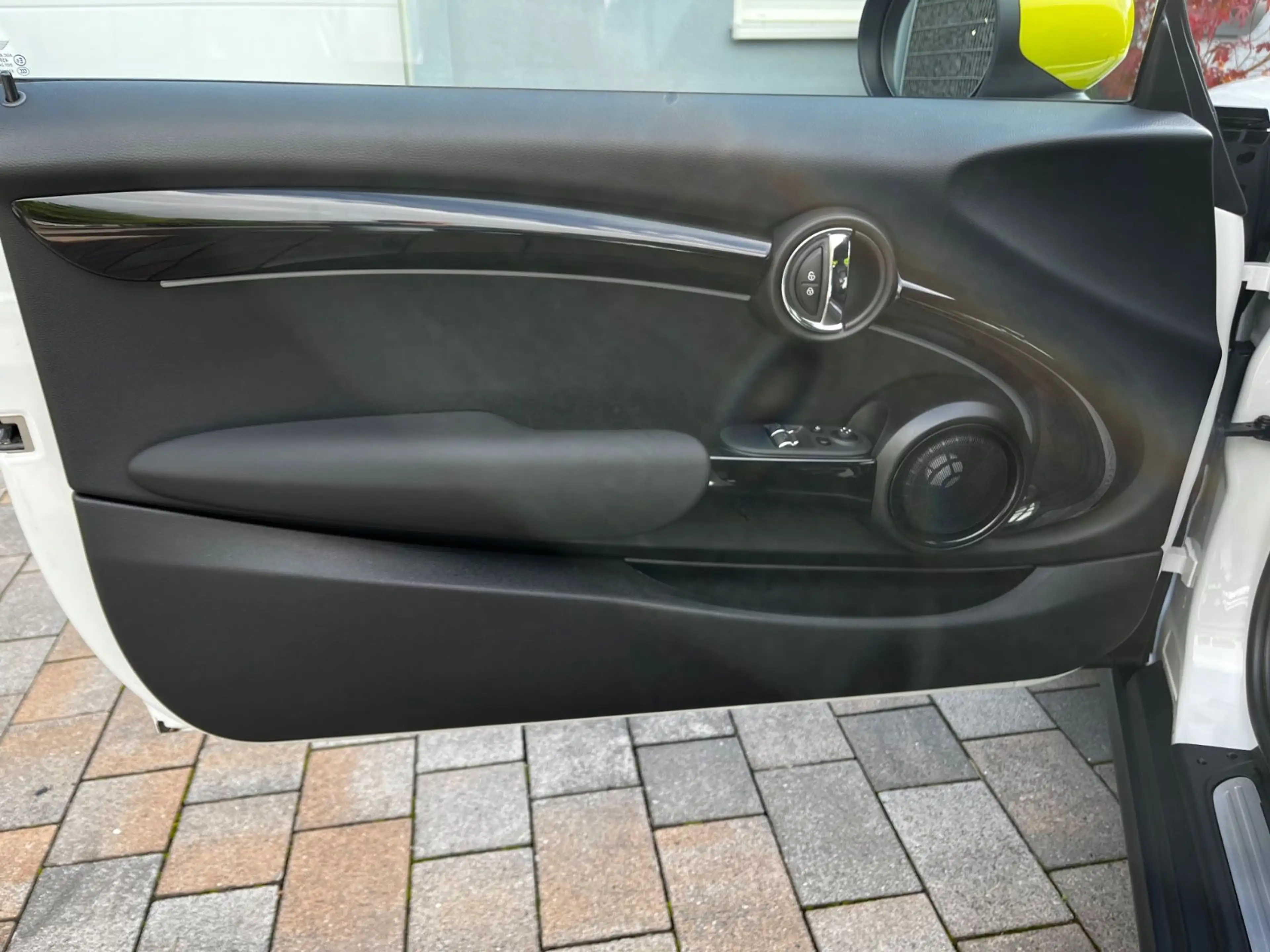 MINI Cooper SE Cooper Leder Pano HUD Navi LED KAM H/K 17 1. Hd — photo 14