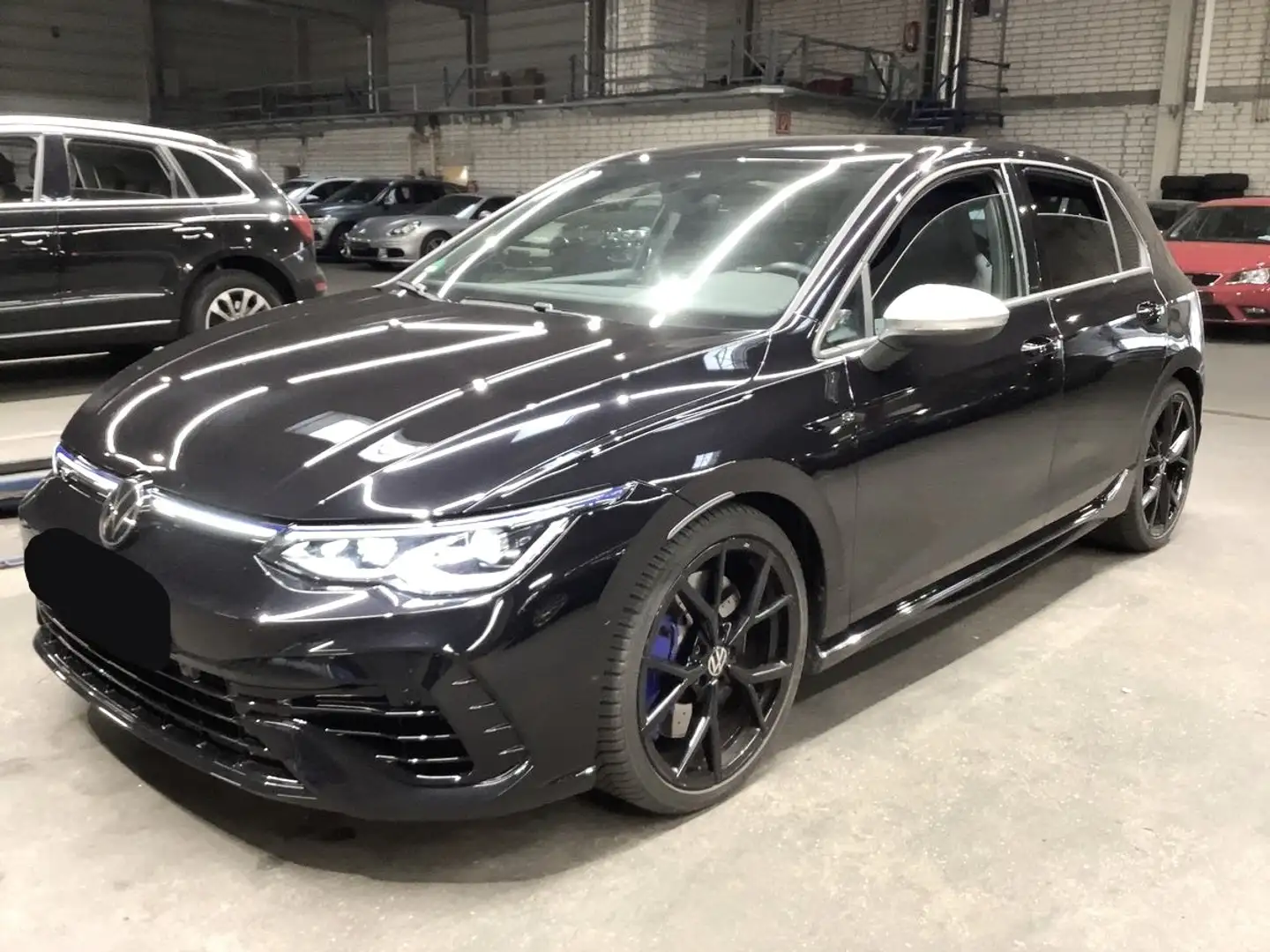Volkswagen Golf VIII R 4M DSG H&K SOUND+MATRIX+KEYLESS+DCC+KAMERA+ Schwarz - 2