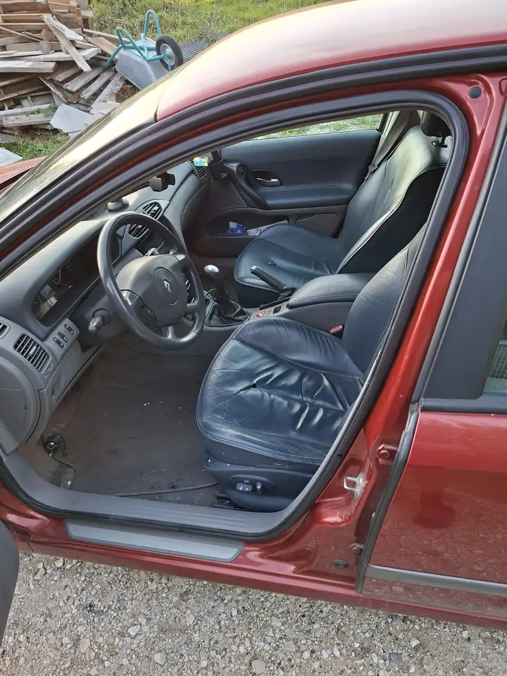 Renault Laguna 3.0 V6 Privilege, foto 6