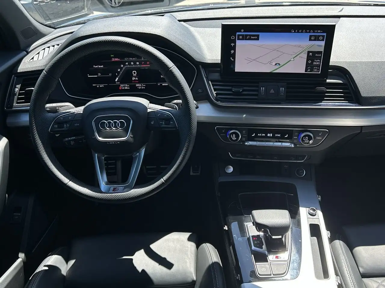 Audi SQ5 снимка Audi SQ5