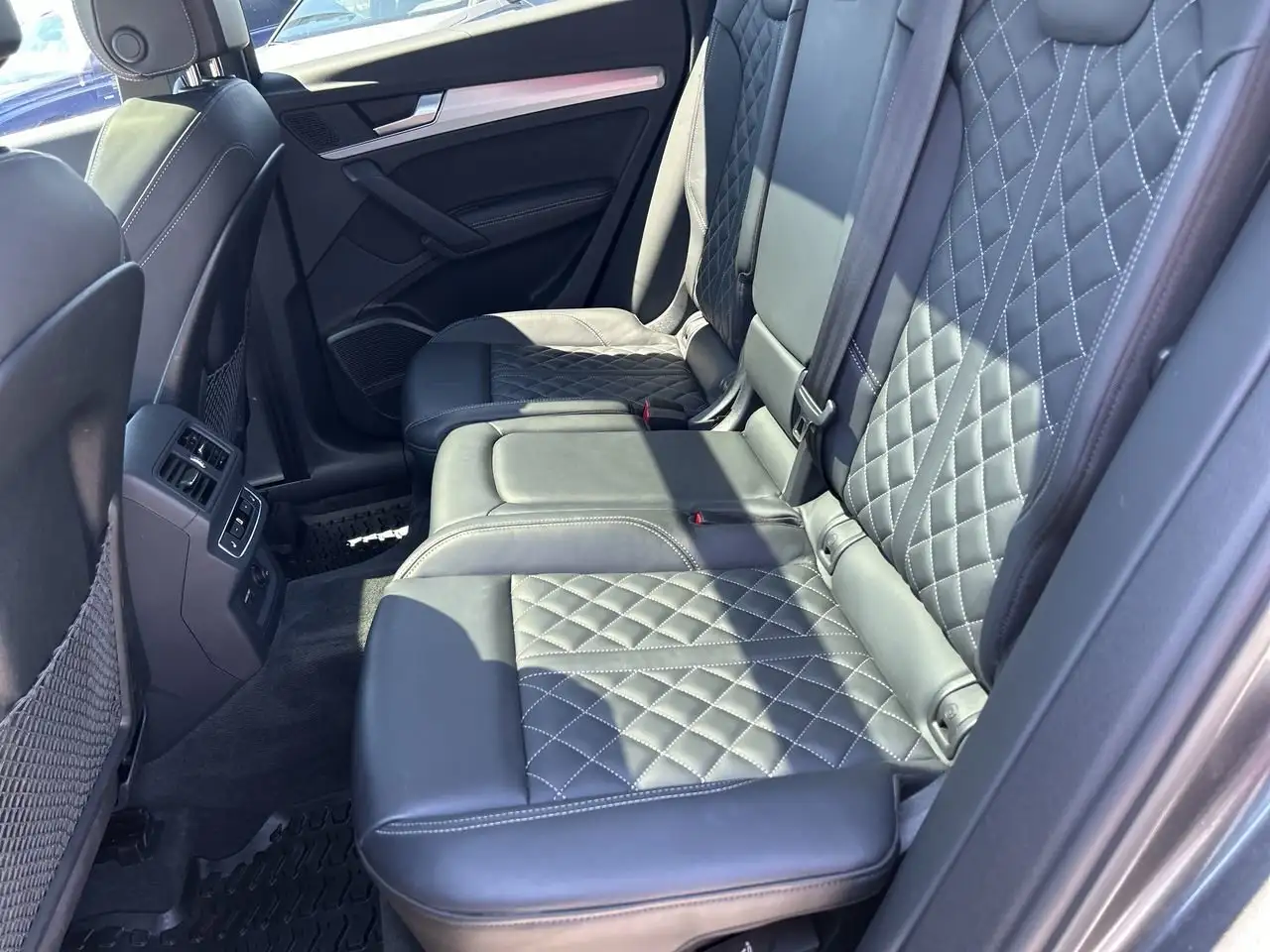Audi SQ5 снимка Audi SQ5