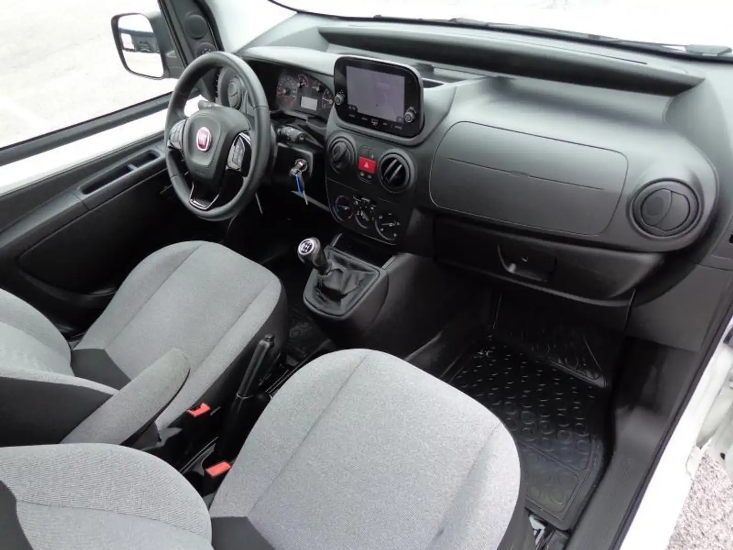 Fiat Fiorino 1.3MultiJet - GPS - Attelage Blanc - 2