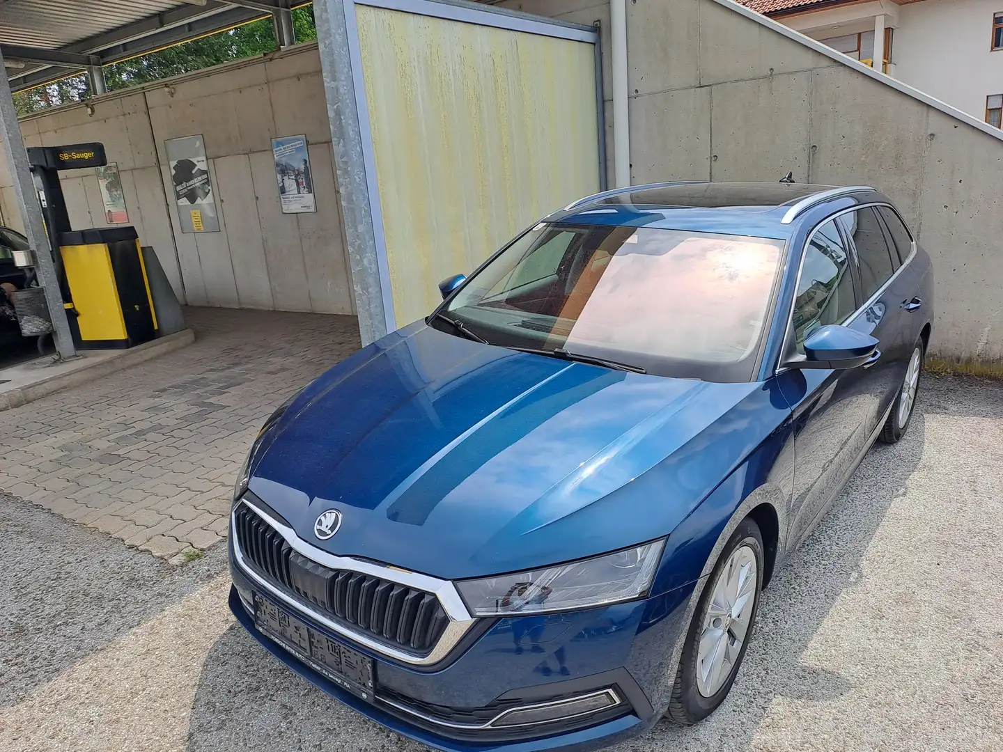 Skoda Octavia Octavia Combi 2,0 TDI Style DSG Style Blau - 1