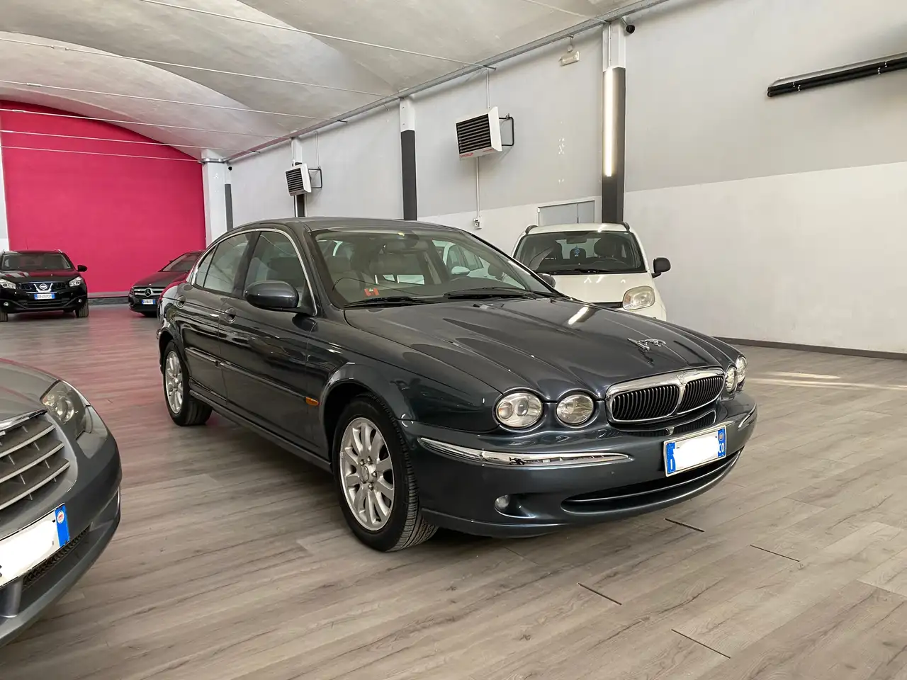 Jaguar X-Type Berlina 2.5 V6 Executive, foto 2