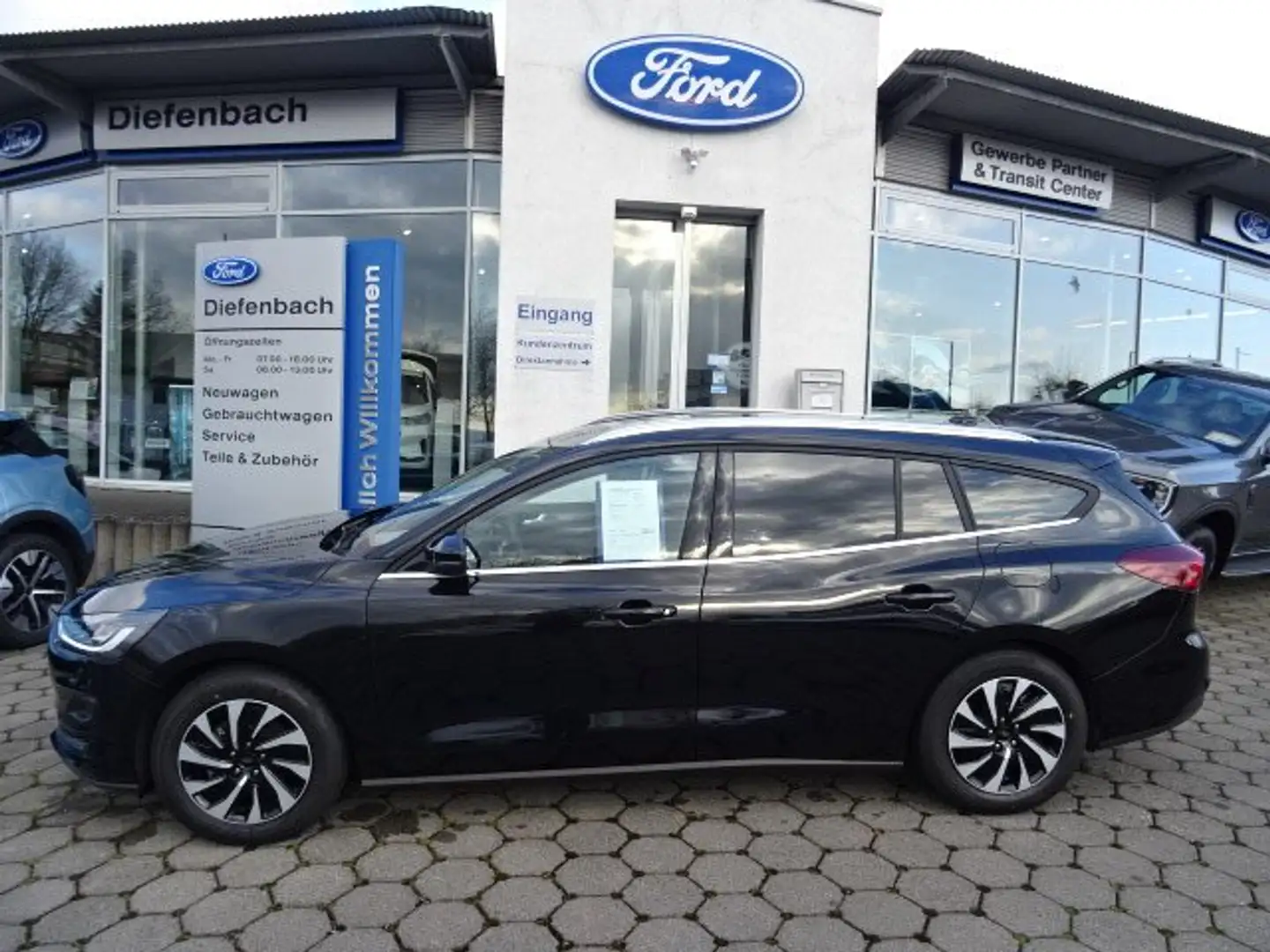 Ford Focus 1.0 Ecoboost Hybrid Titanium Turnier+Acc+Kamera+TW Schwarz - 2