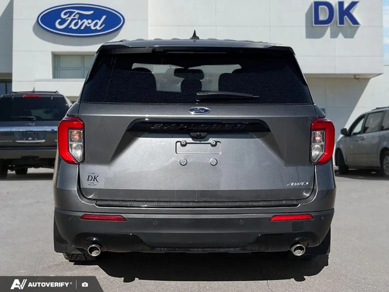 Ford Explorer photo Ford Explorer
