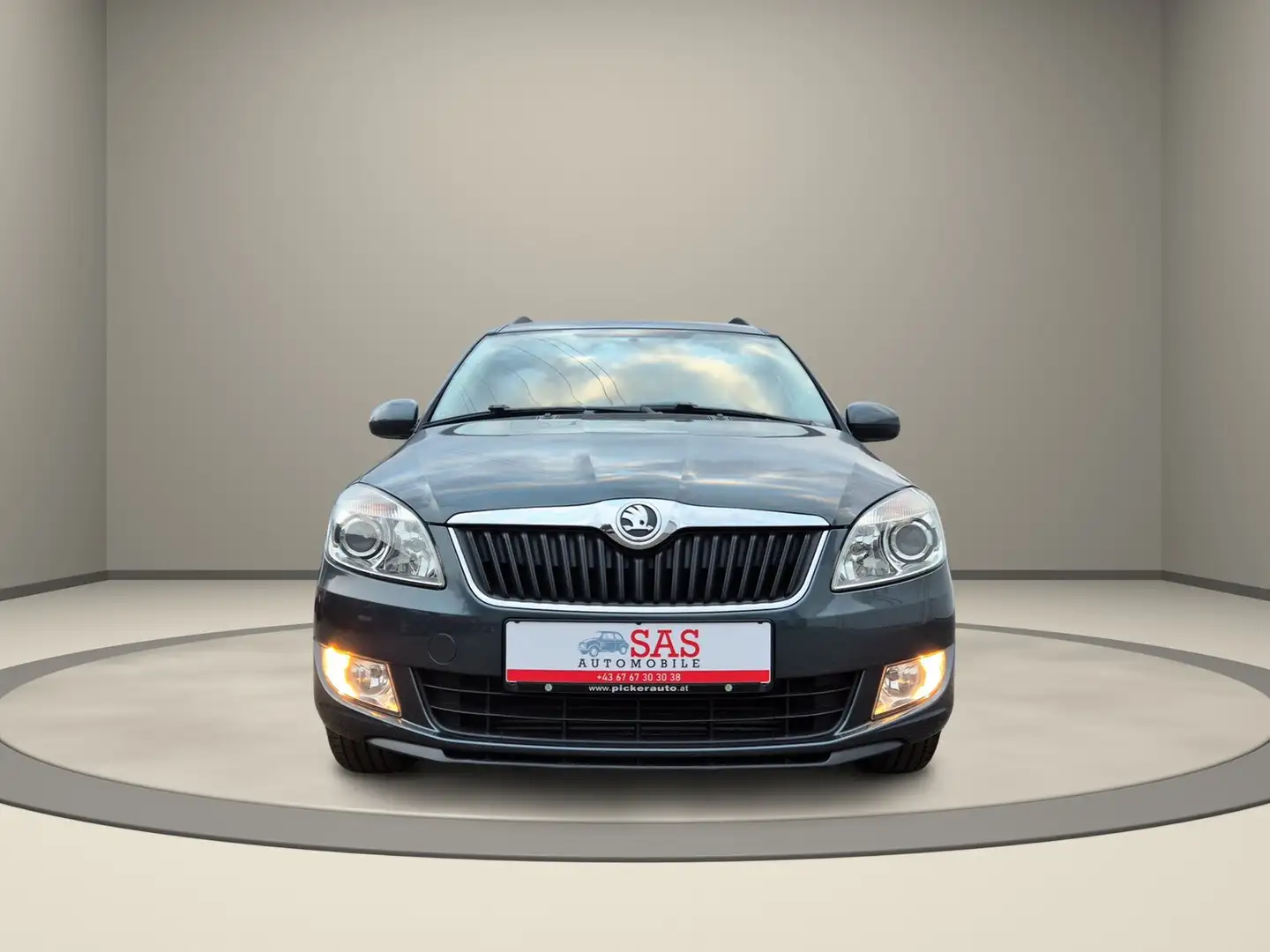 Skoda Roomster Ambition Grau - 2