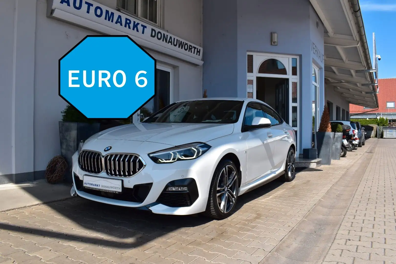 BMW 218i Gran Coupe Aut. M Sport Navi LED Keyless Weiß - 2