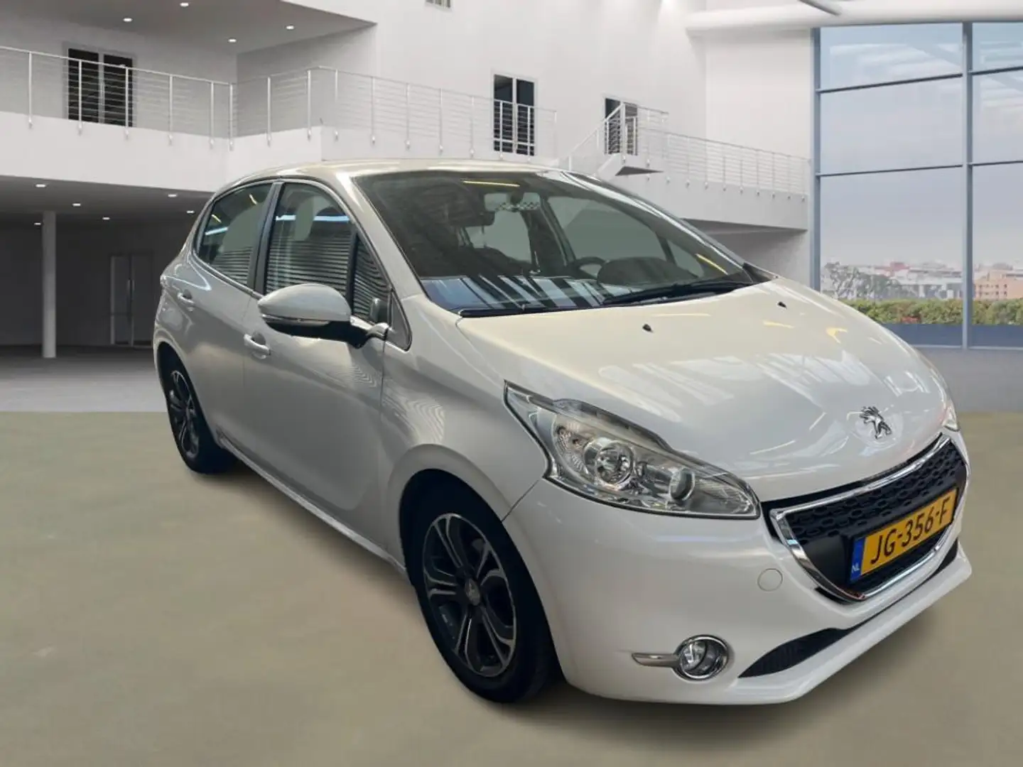 Peugeot 208 1.4 VTi Allure|AIRCO|PSENSOR|BLUETH|CRUISE| Wit - 2