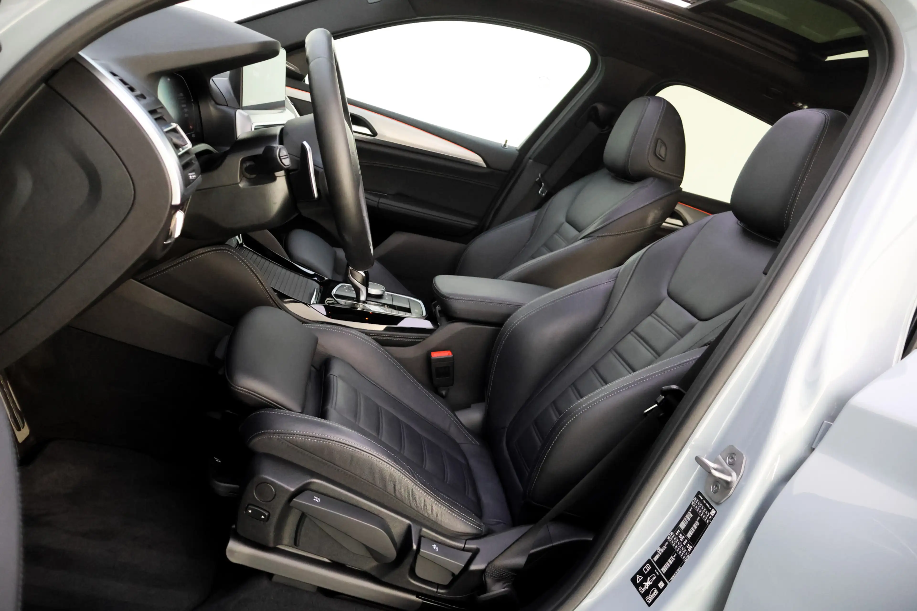 BMW X4 20iA M-SPORT High Executive ORIGINEEL NL. PANO | L — photo 10