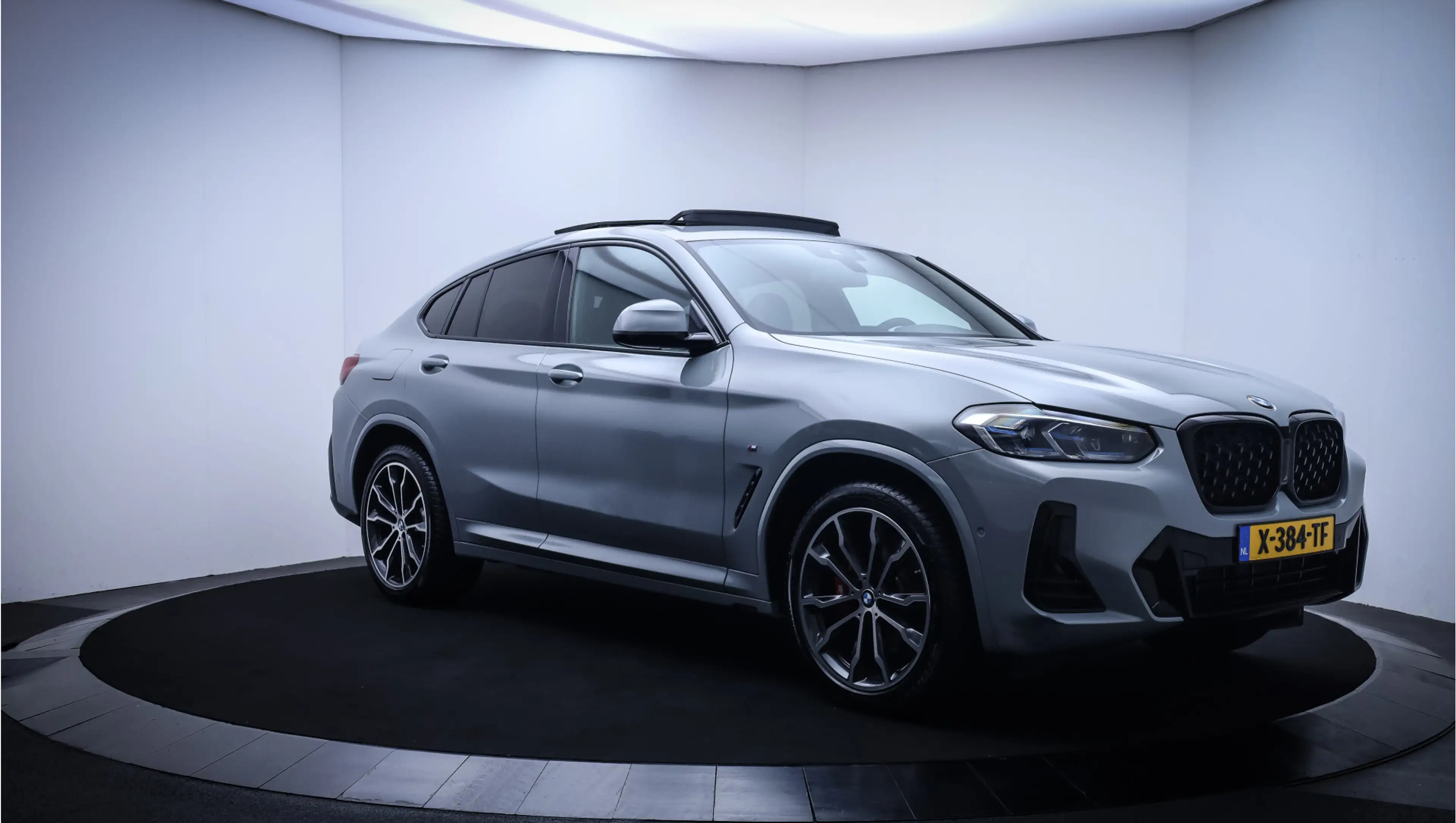 BMW X4 20iA M-SPORT High Executive ORIGINEEL NL. PANO | L — photo 3