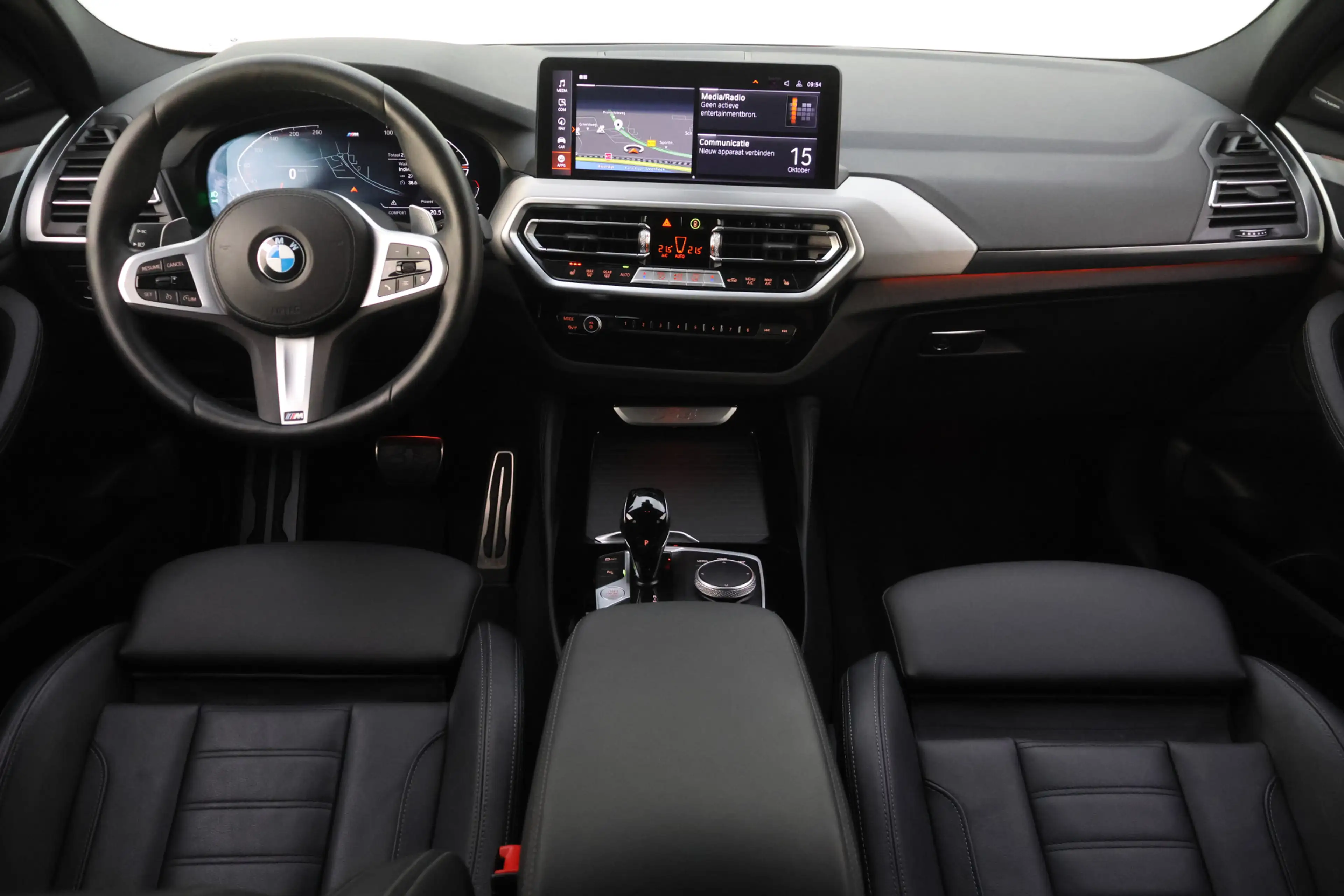 BMW X4 20iA M-SPORT High Executive ORIGINEEL NL. PANO | L — photo 17