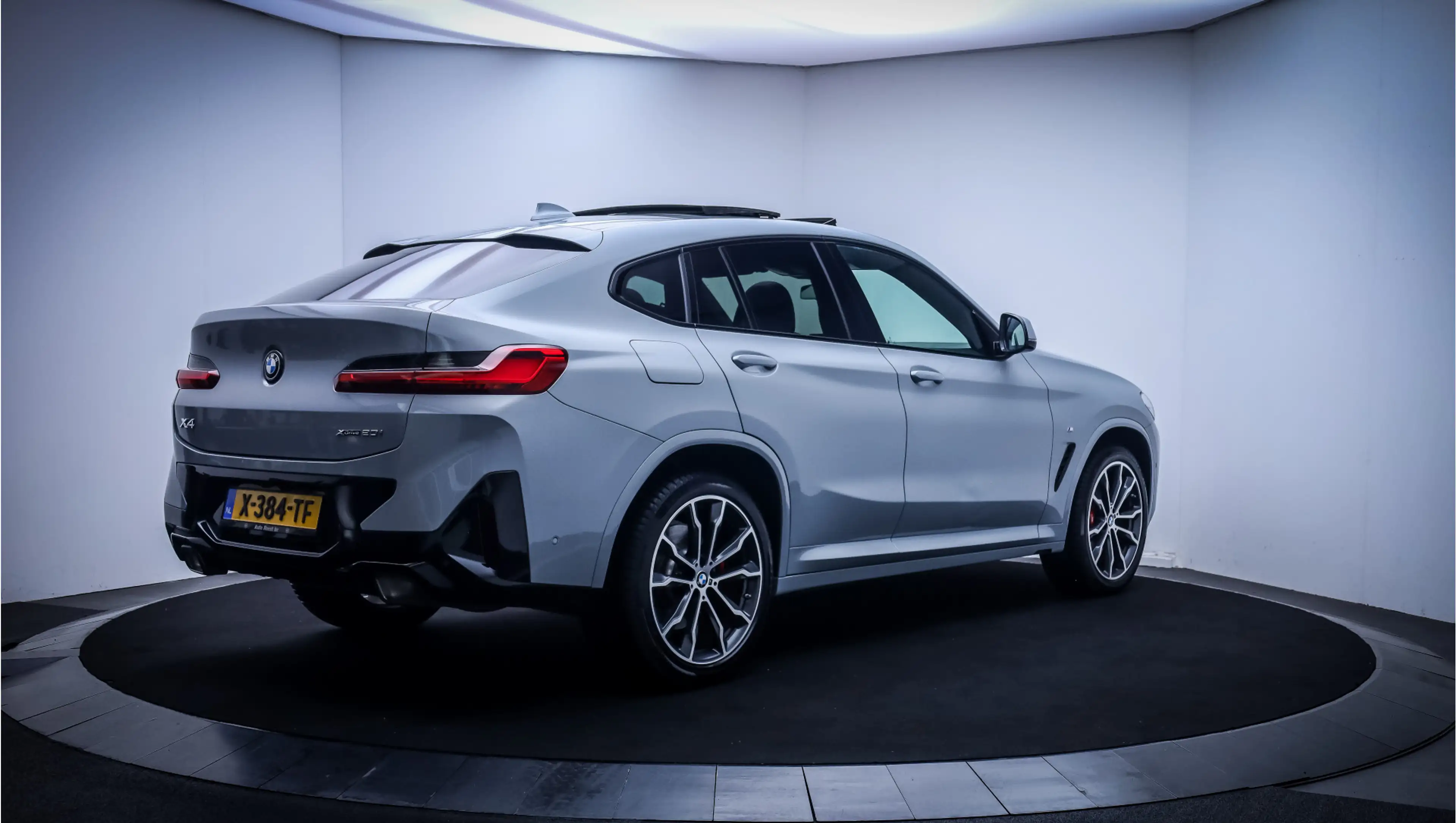 BMW X4 20iA M-SPORT High Executive ORIGINEEL NL. PANO | L — photo 5