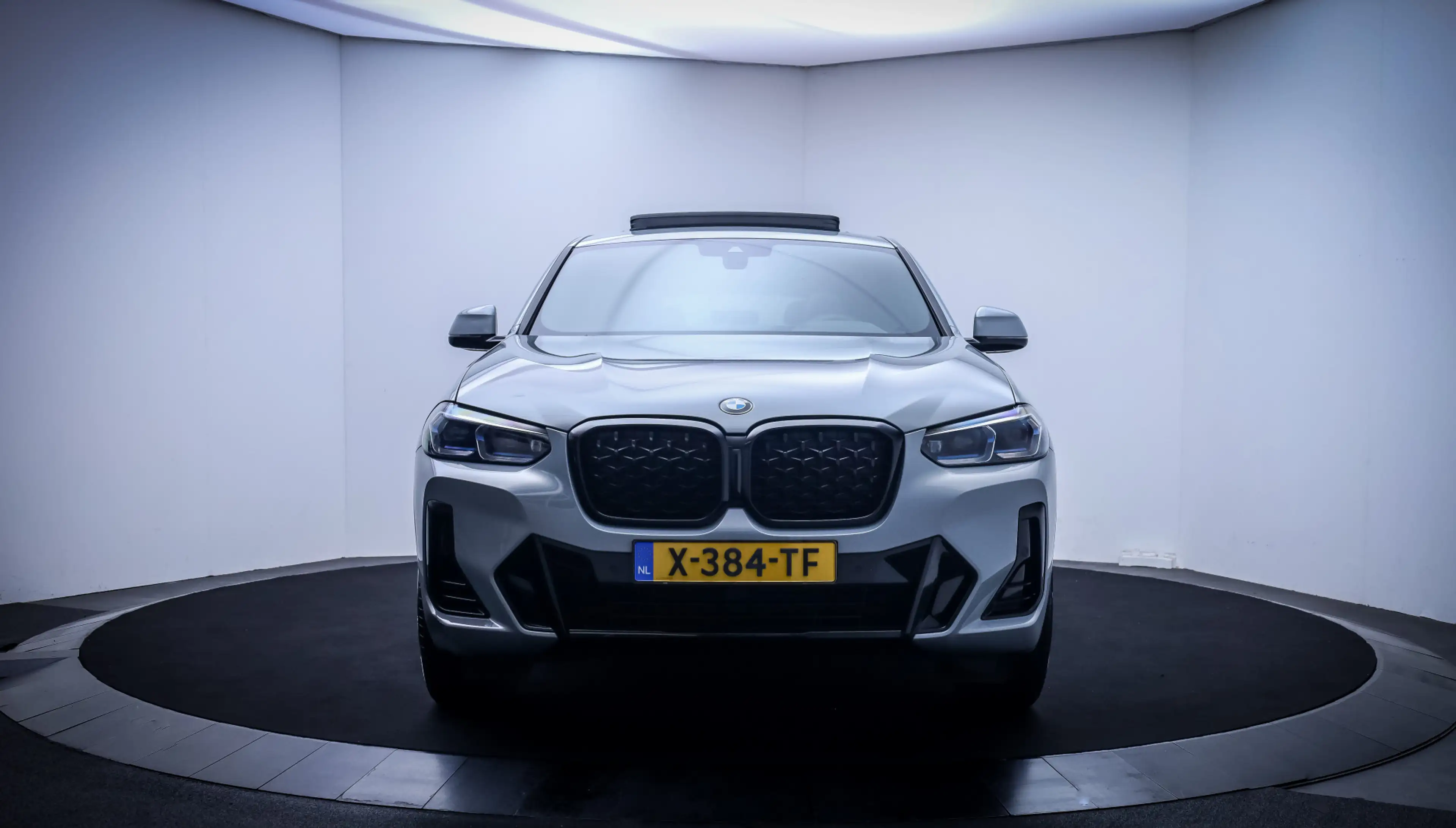 BMW X4 20iA M-SPORT High Executive ORIGINEEL NL. PANO | L — photo 2
