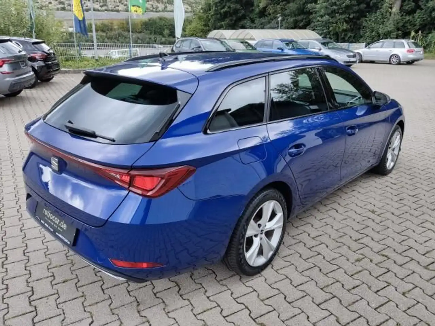 SEAT Leon LEON SPORTSTOURER FR 1.4 E-HYBRID DSG NAVI SHZ Bleu - 2