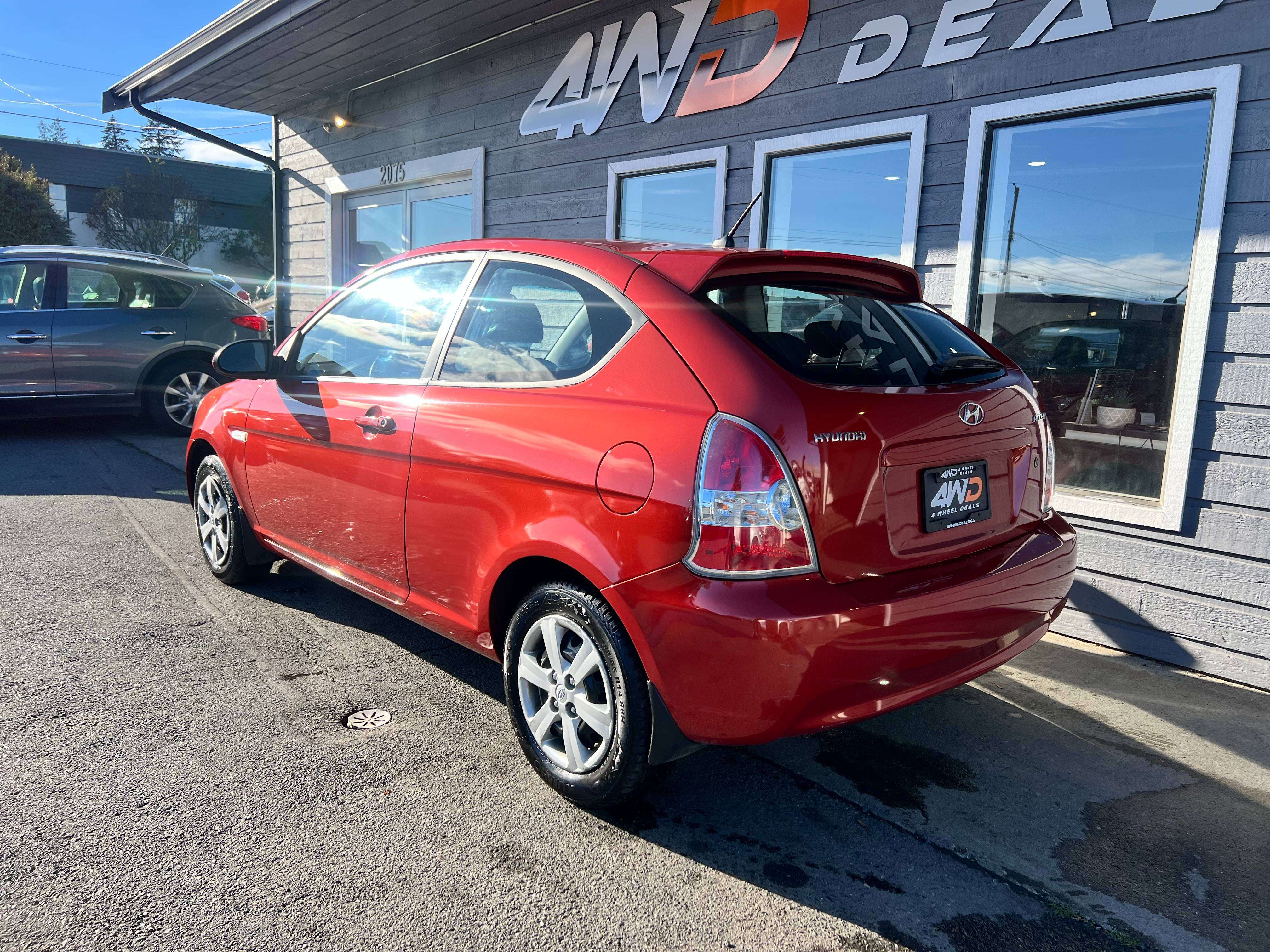 2009 Hyundai ACCENT Hatchback 3-Door