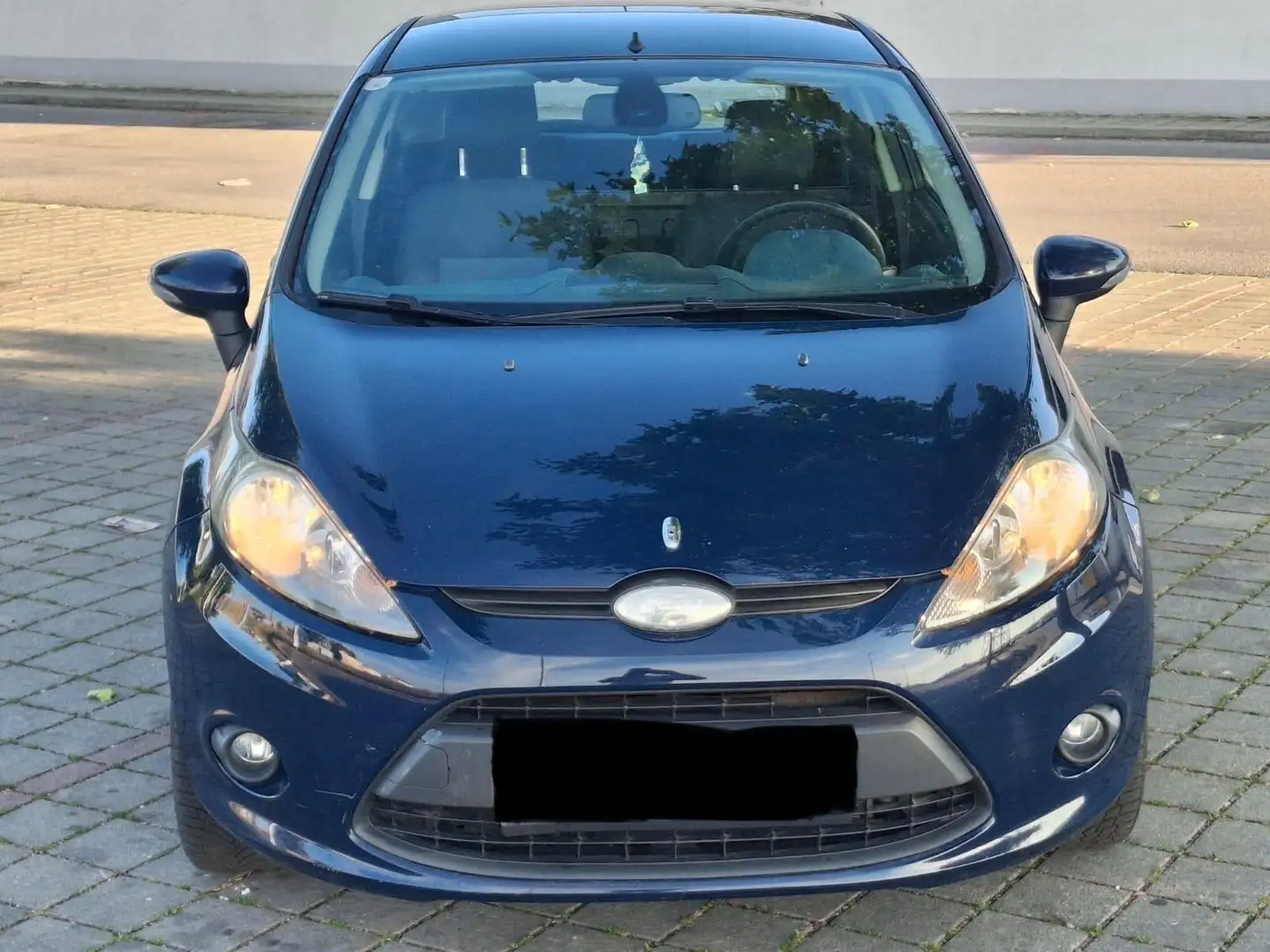Ford Fiesta 1,25 Bj.2009 1980€ Blau - 2