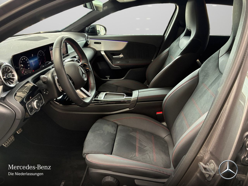 Mercedes-Benz A 250 4M AMG+NIGHT+MULTIBEAM+KAMERA+TOTW+KEYLESS — photo 11