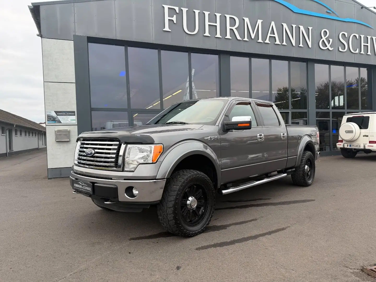 Ford F 150 XLT KING RANCH 4x4-OFFROAD Höherlegung Gris - 2