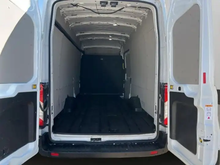 Ford Transit 2023, foto 11