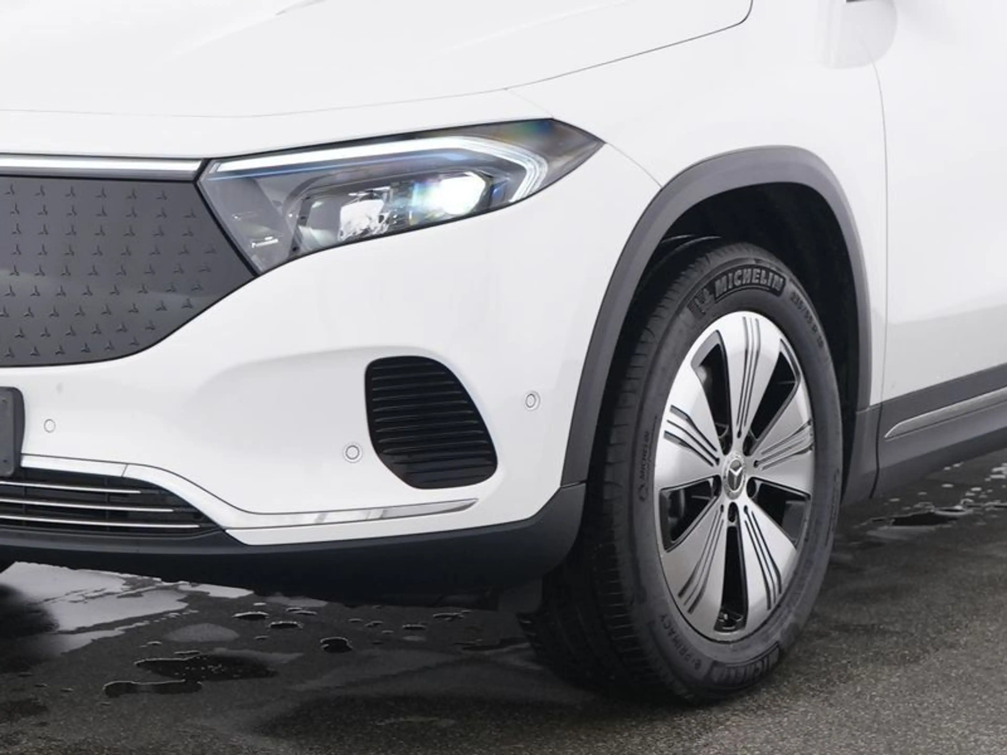Mercedes-Benz EQA 250 PROG-ADVANCED PANO BURMESTER WINTER WDGS — photo 3