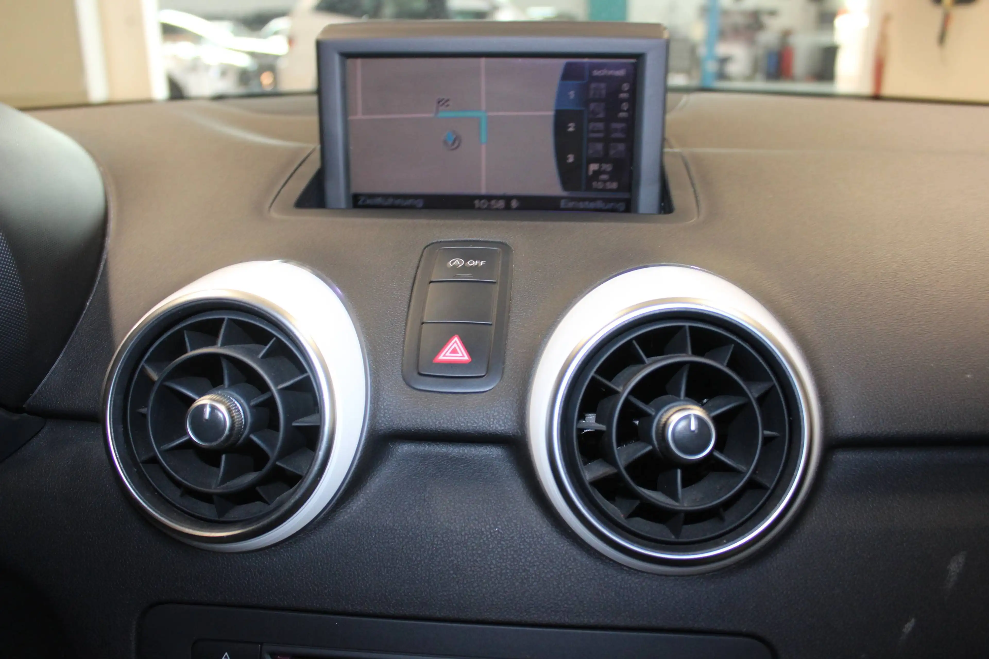 Audi A1 1.2 TFSI Ambition*Sportsitze*Sitzheizung*Klima*Navi*PDC — photo 15