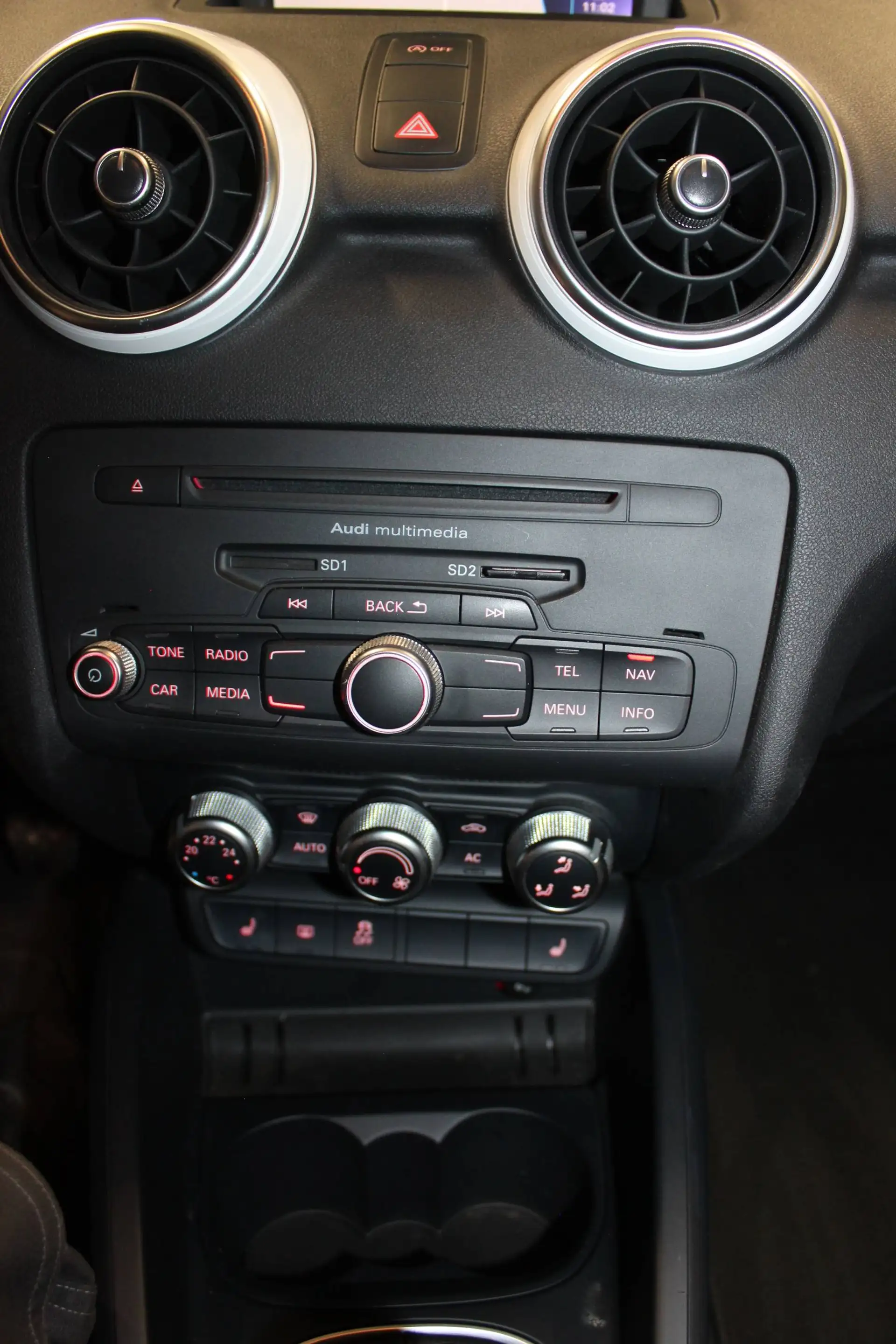 Audi A1 1.2 TFSI Ambition*Sportsitze*Sitzheizung*Klima*Navi*PDC — photo 14