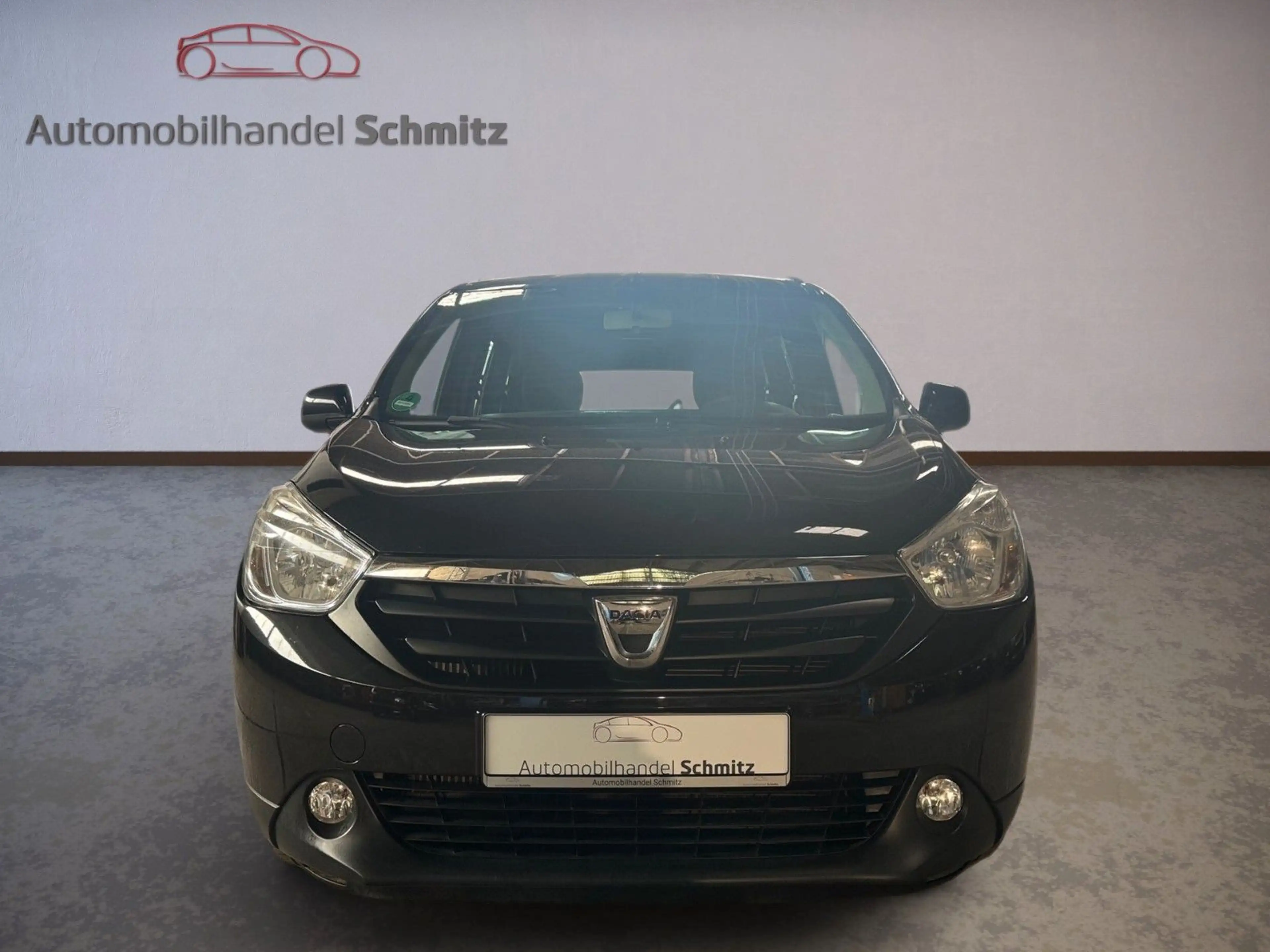 Dacia Lodgy Laureate 1.Hand 7 Sitzer Anhängerkupplung — photo 2