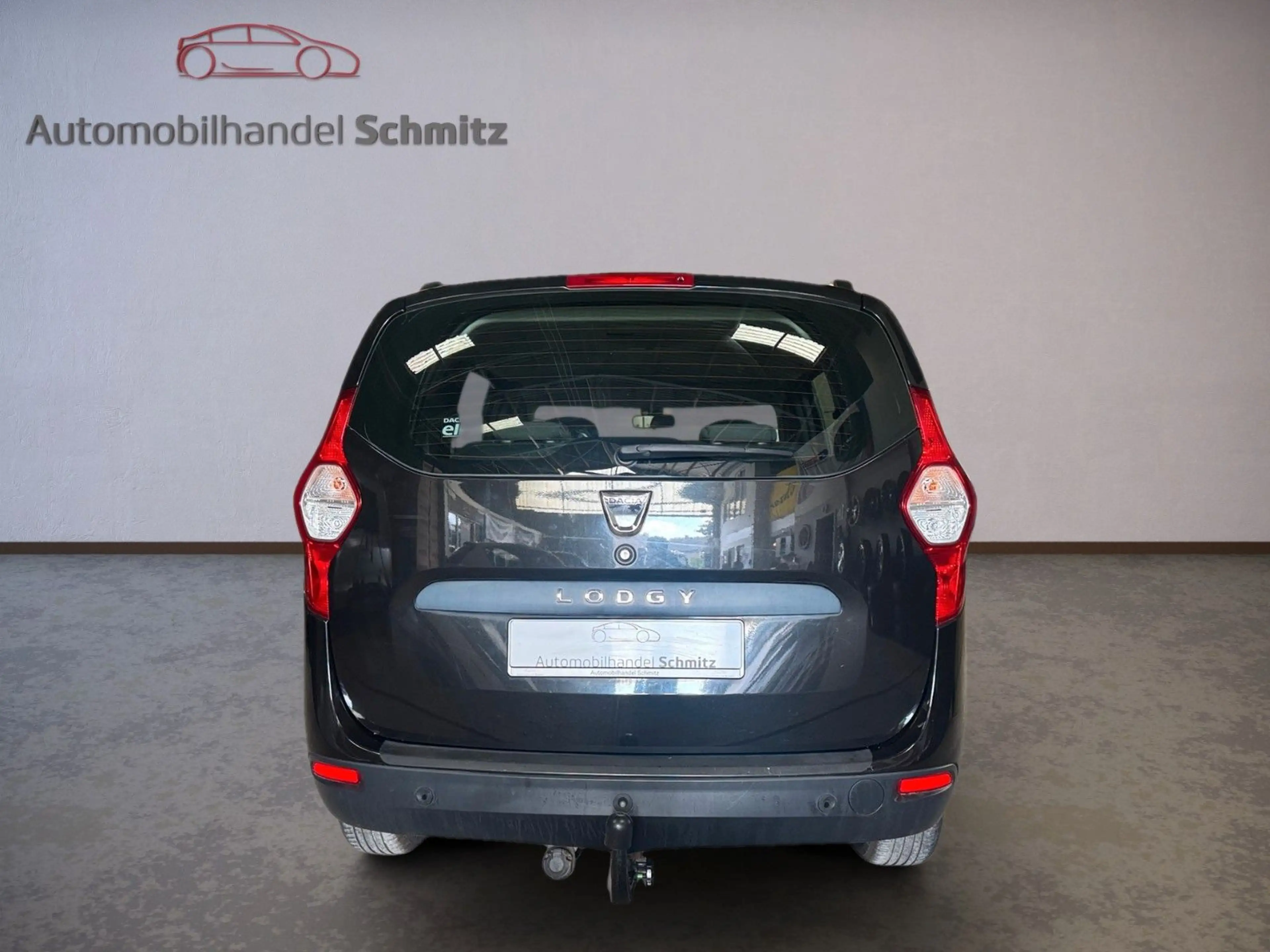 Dacia Lodgy Laureate 1.Hand 7 Sitzer Anhängerkupplung — photo 6