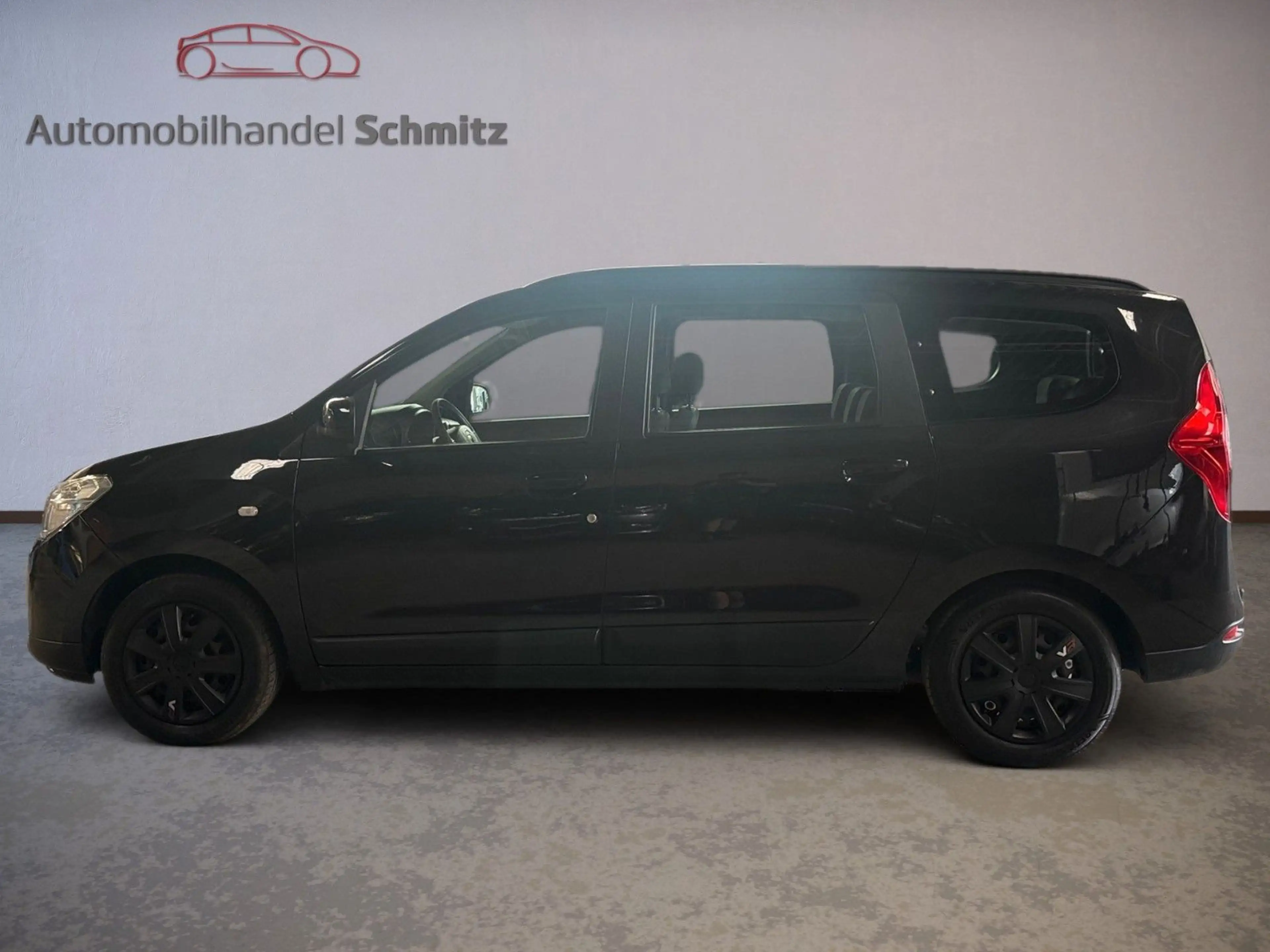 Dacia Lodgy Laureate 1.Hand 7 Sitzer Anhängerkupplung — photo 8