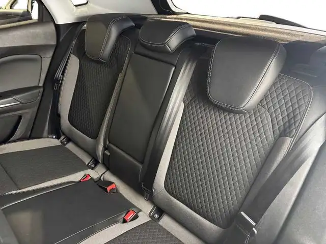 Opel Grandland X view 9