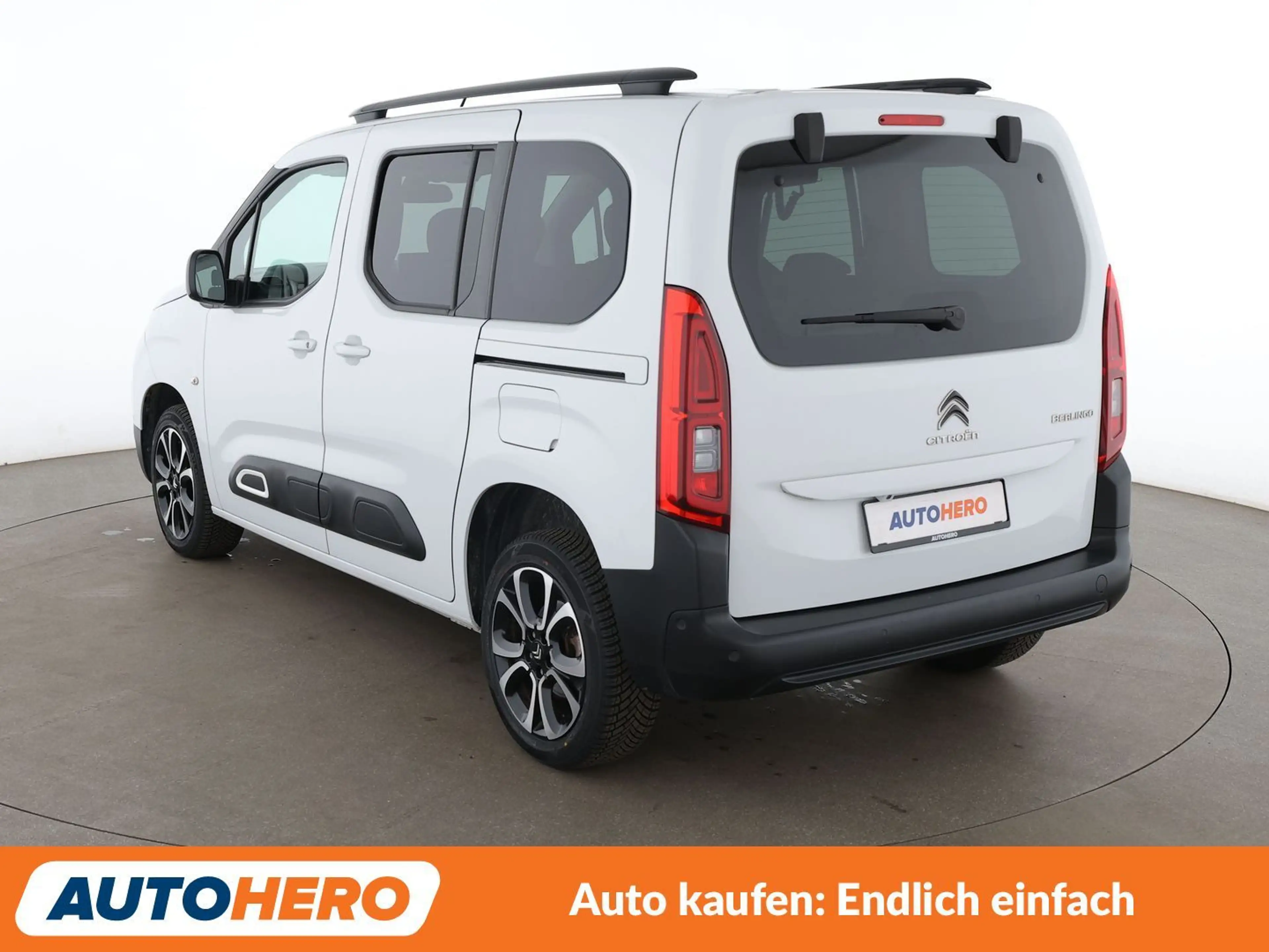 Citroen Berlingo 1.5 Blue-HDi Shine MPV M*NAVI*SPUR*PDC*KLIMA* — photo 4