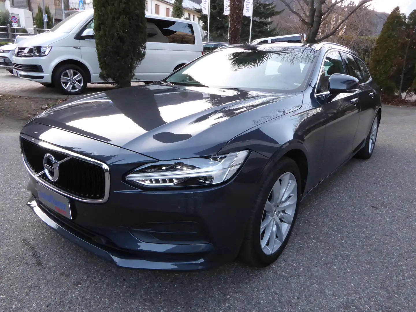 Volvo V90 V90 2.0 T4 Momentum 190CV geartronic Gris - 1