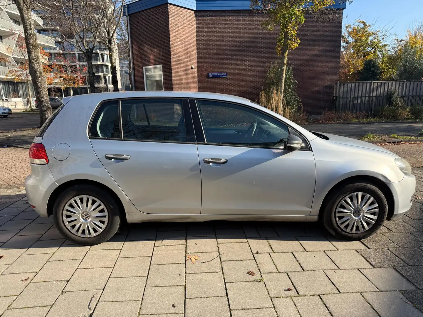 Volkswagen Golf 1.2 TSI Trendline BlueMotion 5drs Airco Cruise Grijs - 2