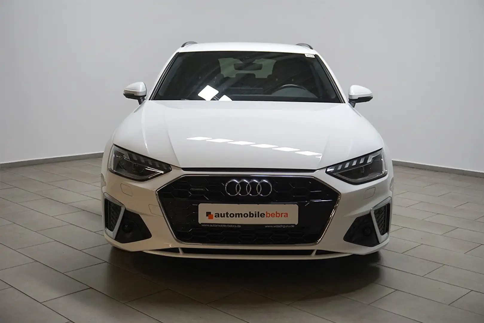 Audi A4 40TFSI S-Tronic S-Line Quattro Virtual AHK Weiß - 2