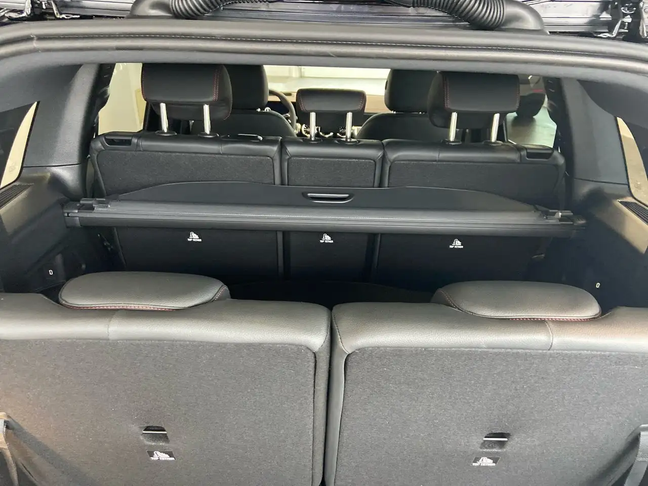 Mercedes-Benz EQB снимка Mercedes-Benz EQB