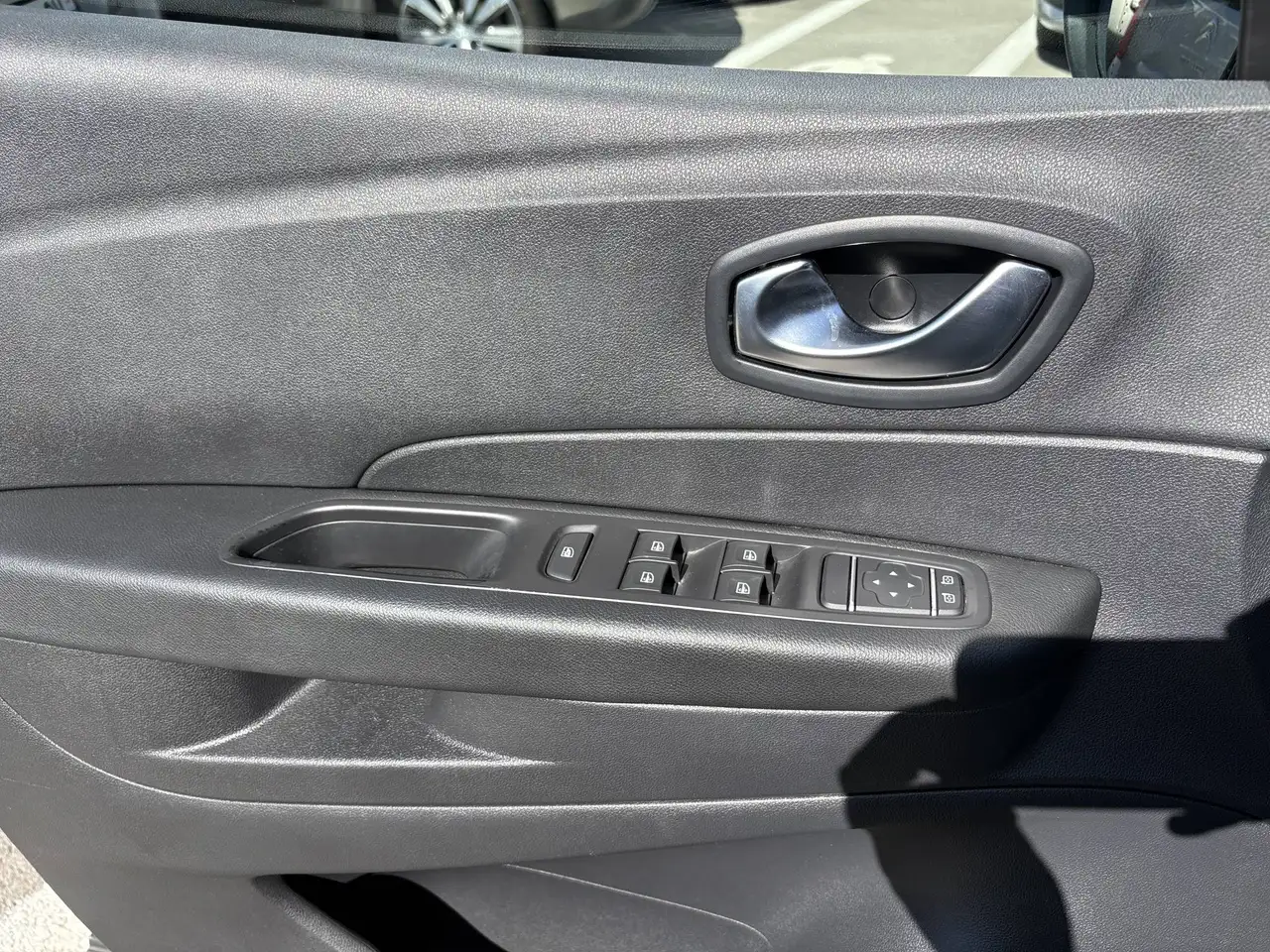 Renault Captur — photo 19