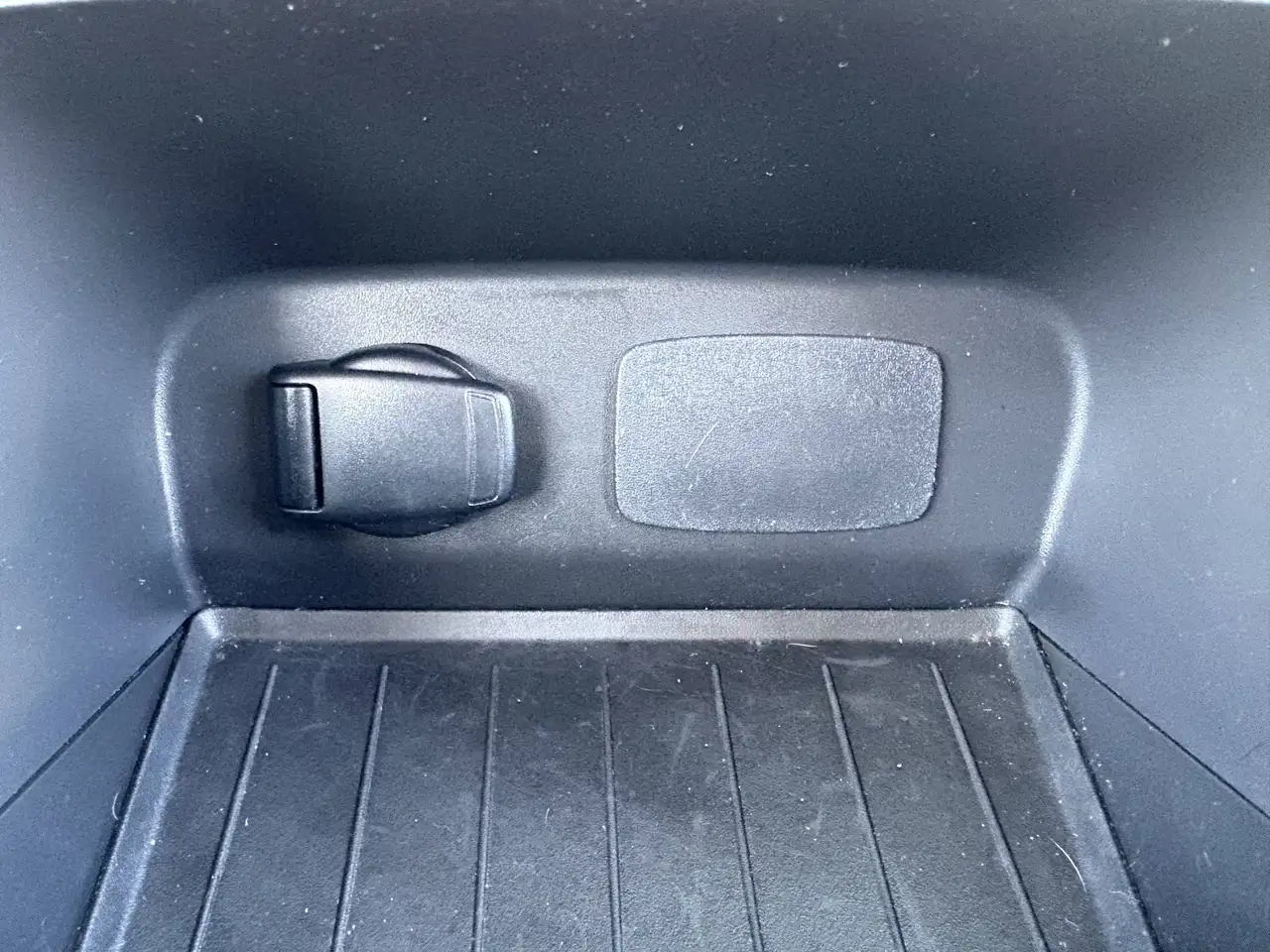 Renault Captur — photo 16