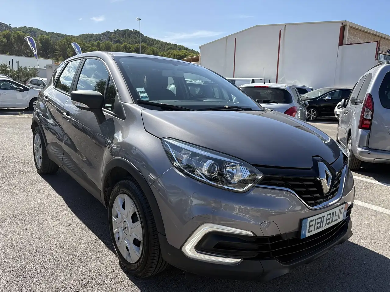 Renault Captur — photo 2
