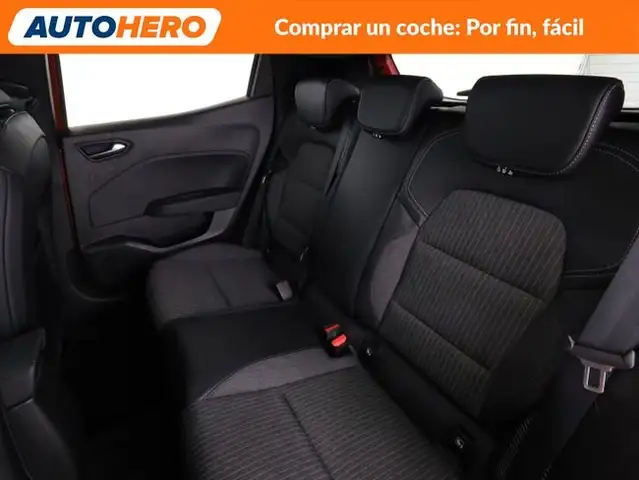 Renault Clio view 15