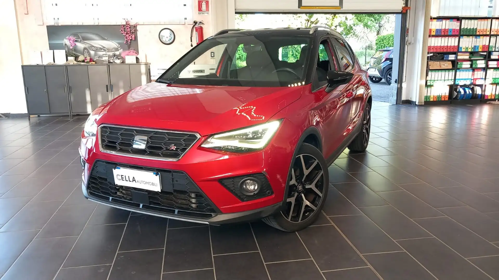 SEAT Arona Arona 1.0 ecotsi FR 115cv my18 Rouge - 2