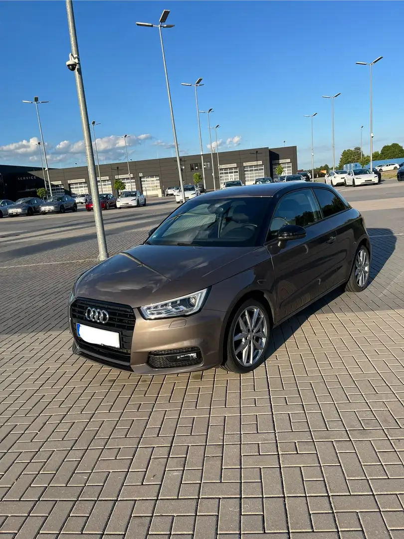 Audi A1 sport *TÜV & SERVICE NEU* Braun - 2