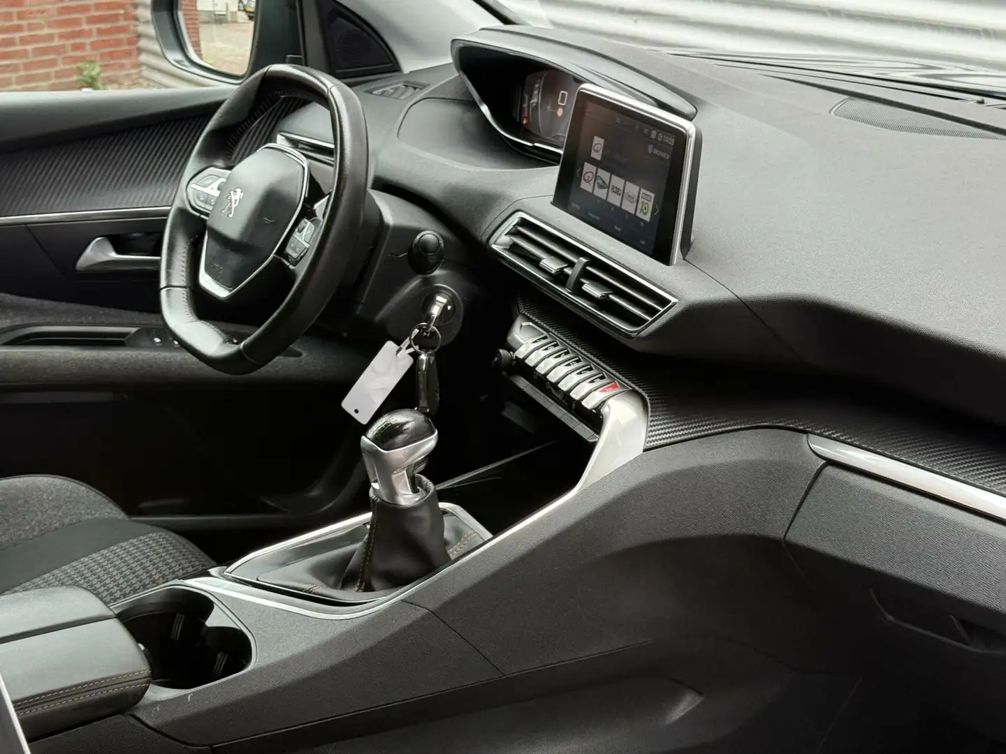 Peugeot 3008 1.2 Cruise Carplay Camera NL Auto Unkiek 78048 KM Grijs - 2